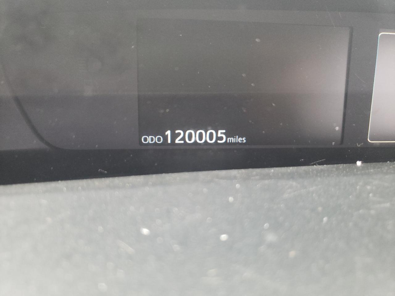 Photo 8 from auction – 2016 TOYOTA PRIUS with VIN JTDKARFU1G3017855