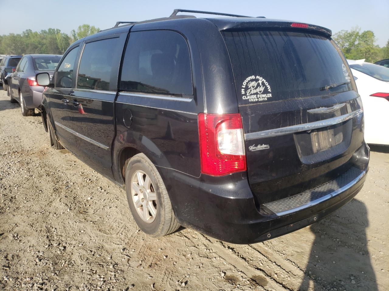 Photo 3 from auction – 2011 CHRYSLER TOWN & COU with VIN 2A4RR5DG0BR698081