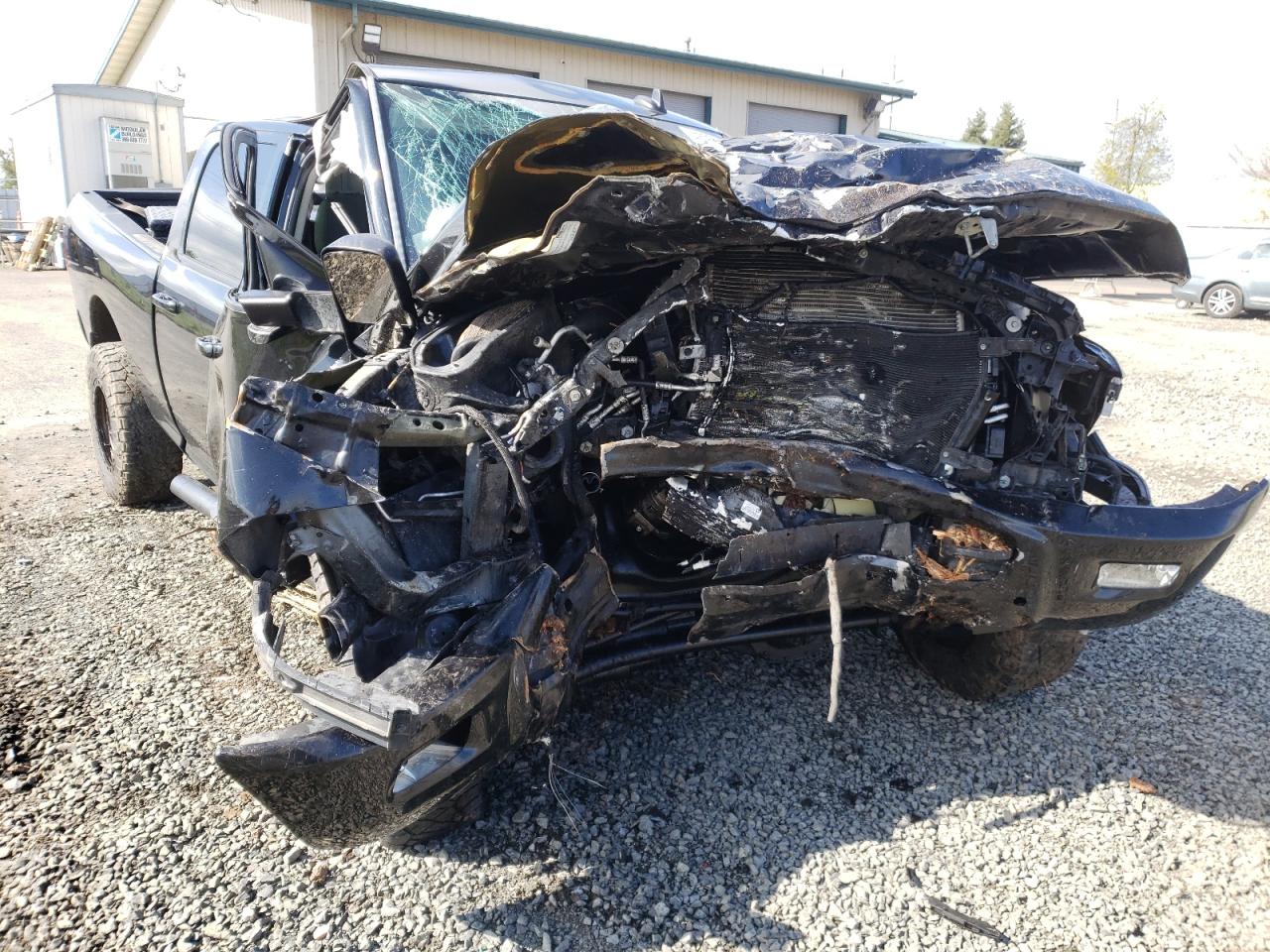 Photo 9 from auction – 2017 RAM 2500 SLT with VIN 3C6UR5DLXHG581336