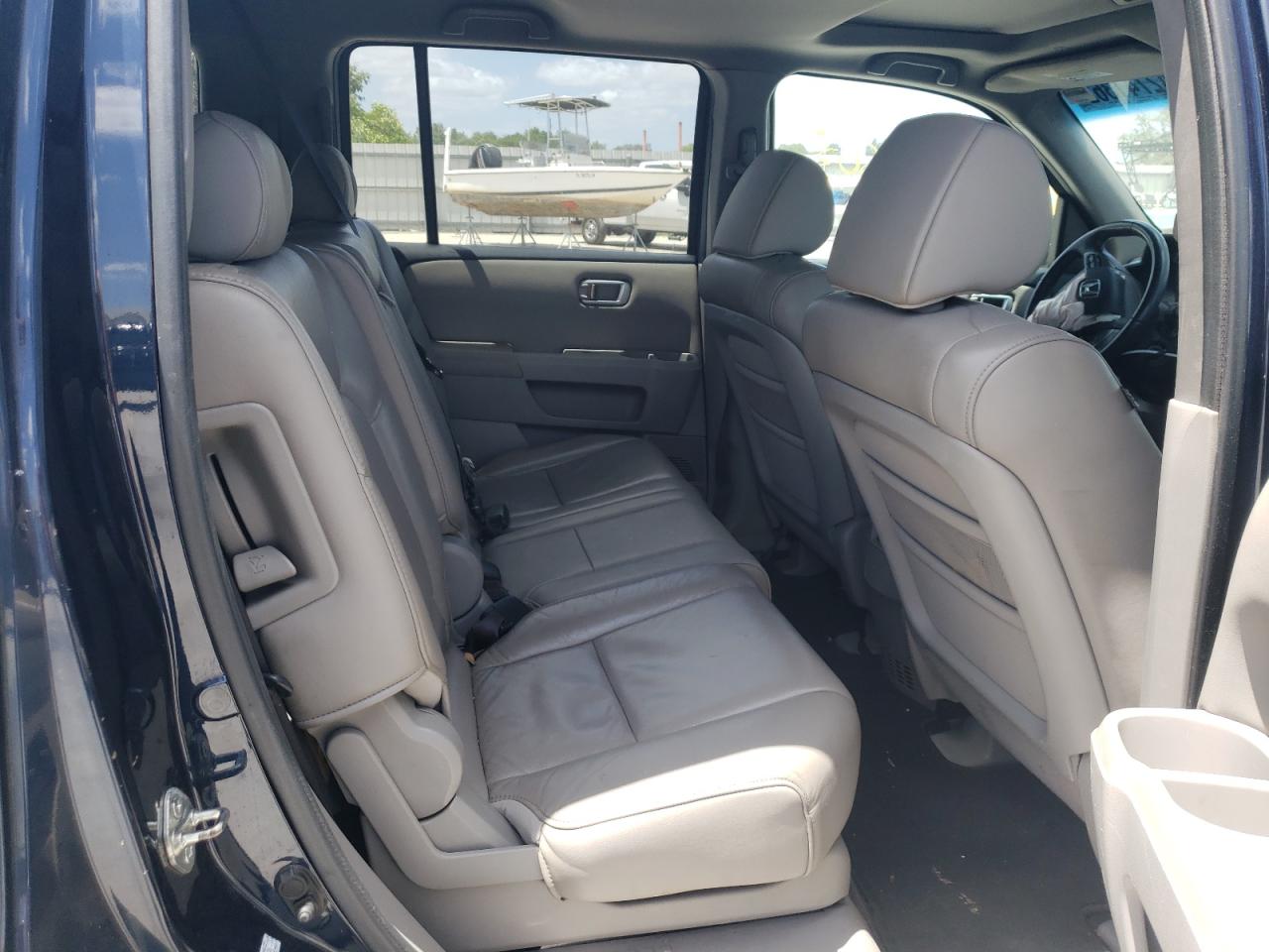 Photo 6 from auction – 2011 HONDA PILOT EXL with VIN 5FNYF4H5XBB063491