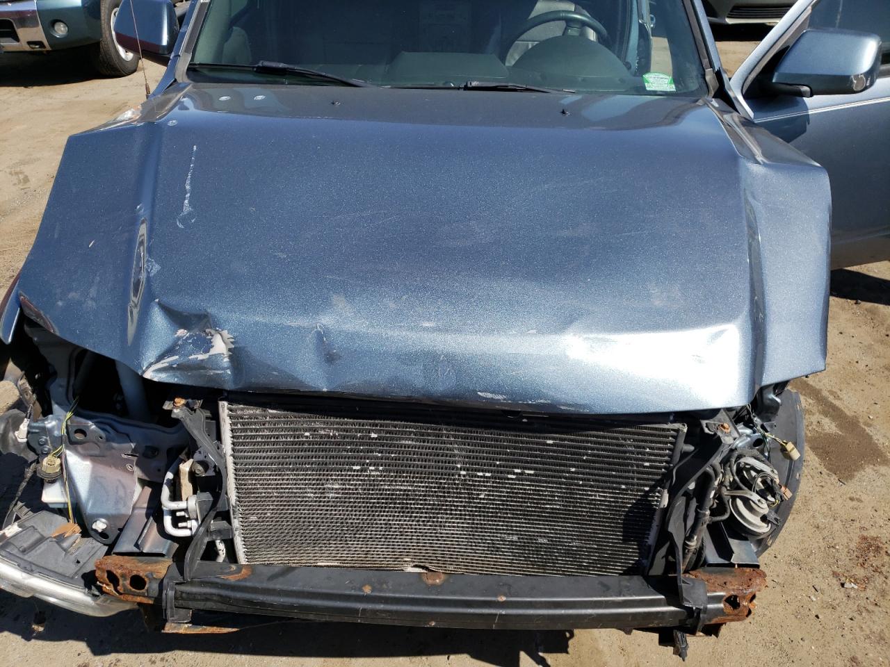 صورة رقم 7 من المزاد - 2011 FORD ESCAPE LIM مع VIN 1FMCU9EG2BKA78116