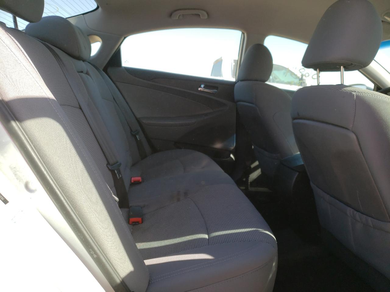 Photo 6 from auction – 2013 HYUNDAI SONATA GLS with VIN 5NPEB4AC1DH771690
