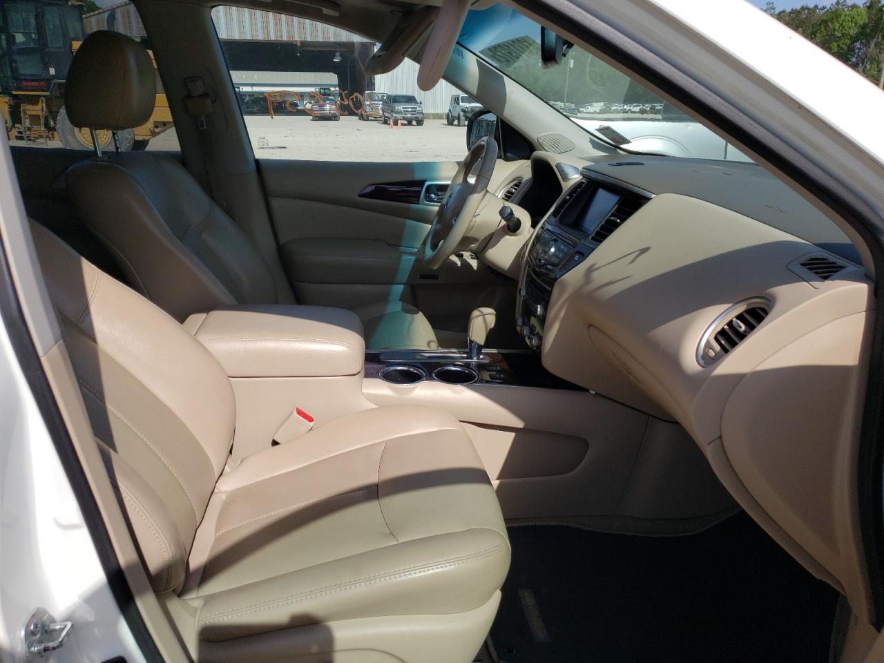 Photo 5 from auction – 2014 NISSAN PATHFINDER with VIN 5N1AR2MN8EC722135