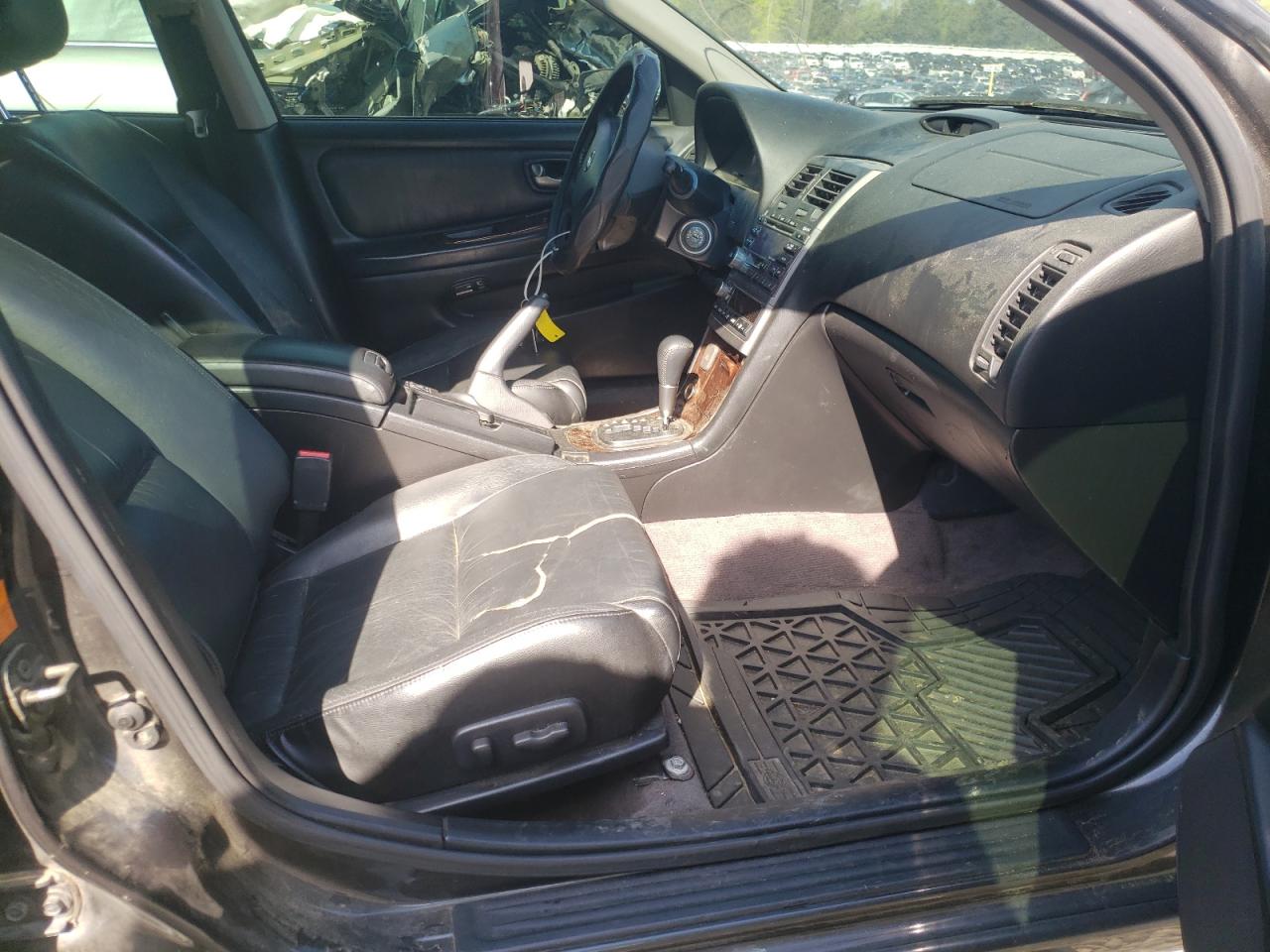 Photo 5 from auction – 2002 NISSAN MAXIMA GLE with VIN JN1DA31A52T304453
