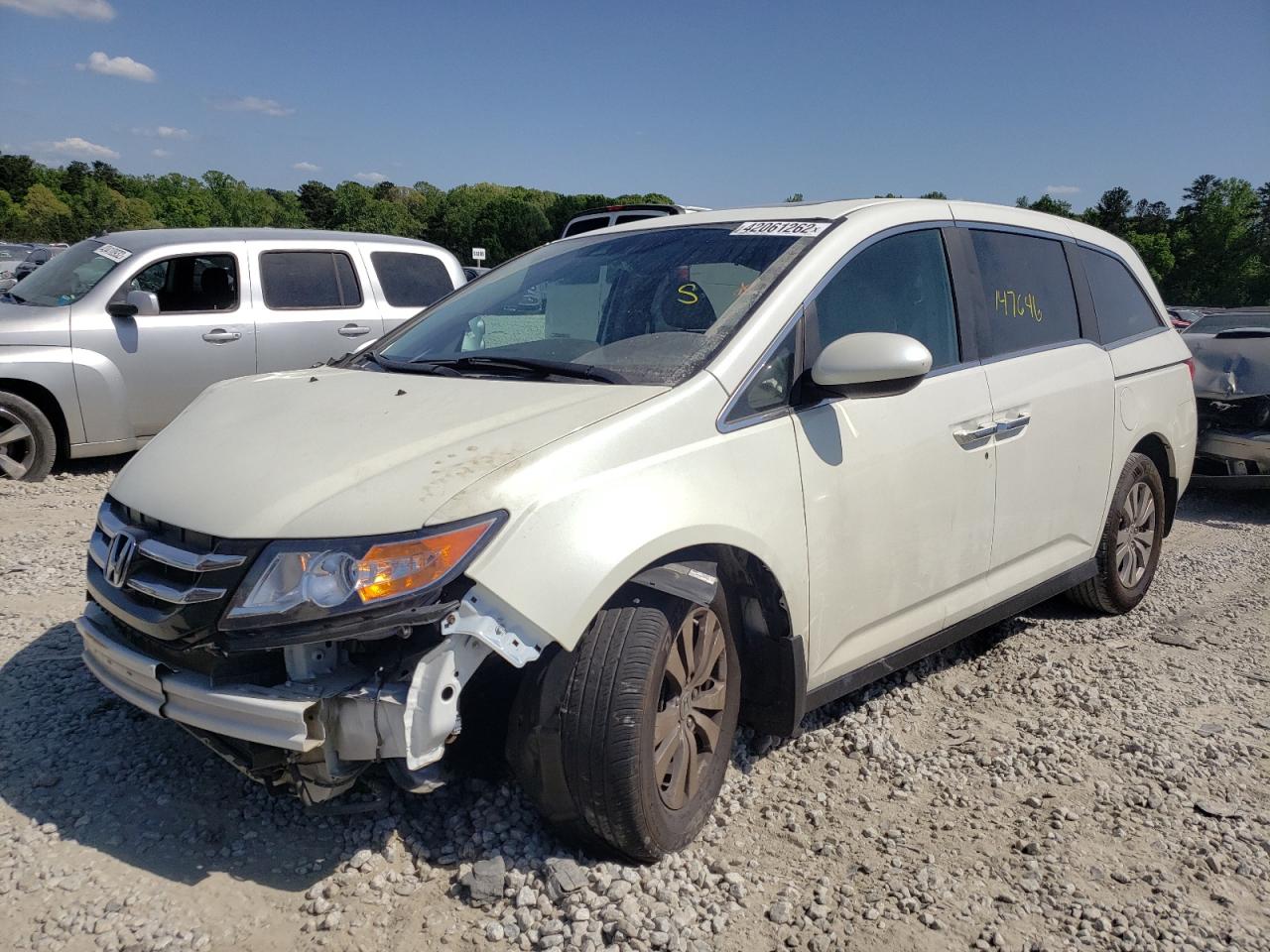 Photo 2 from auction – 2014 HONDA ODYSSEY EX with VIN 5FNRL5H63EB041722