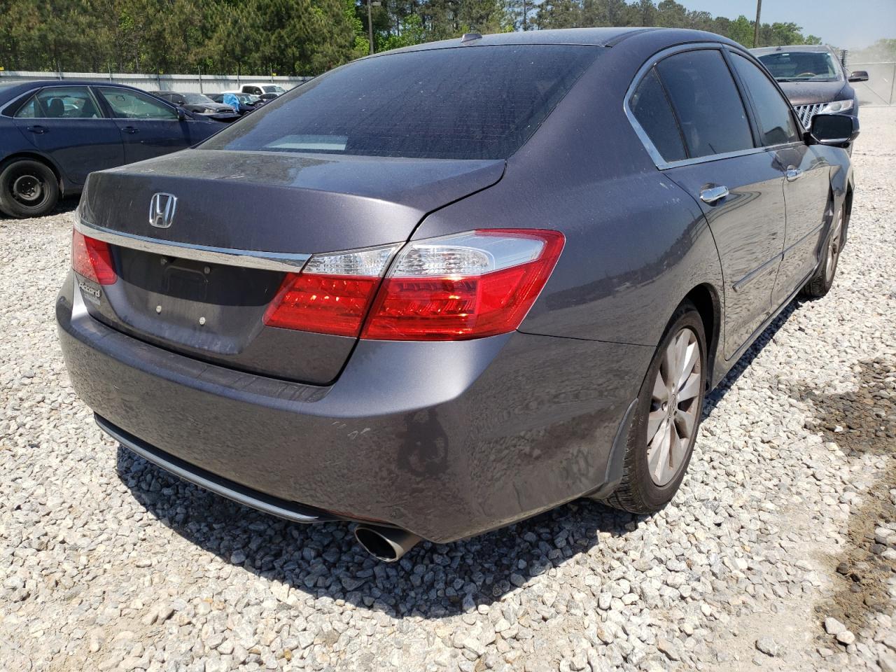 Photo 4 from auction – 2014 HONDA ACCORD EXL with VIN 1HGCR2F87EA032250