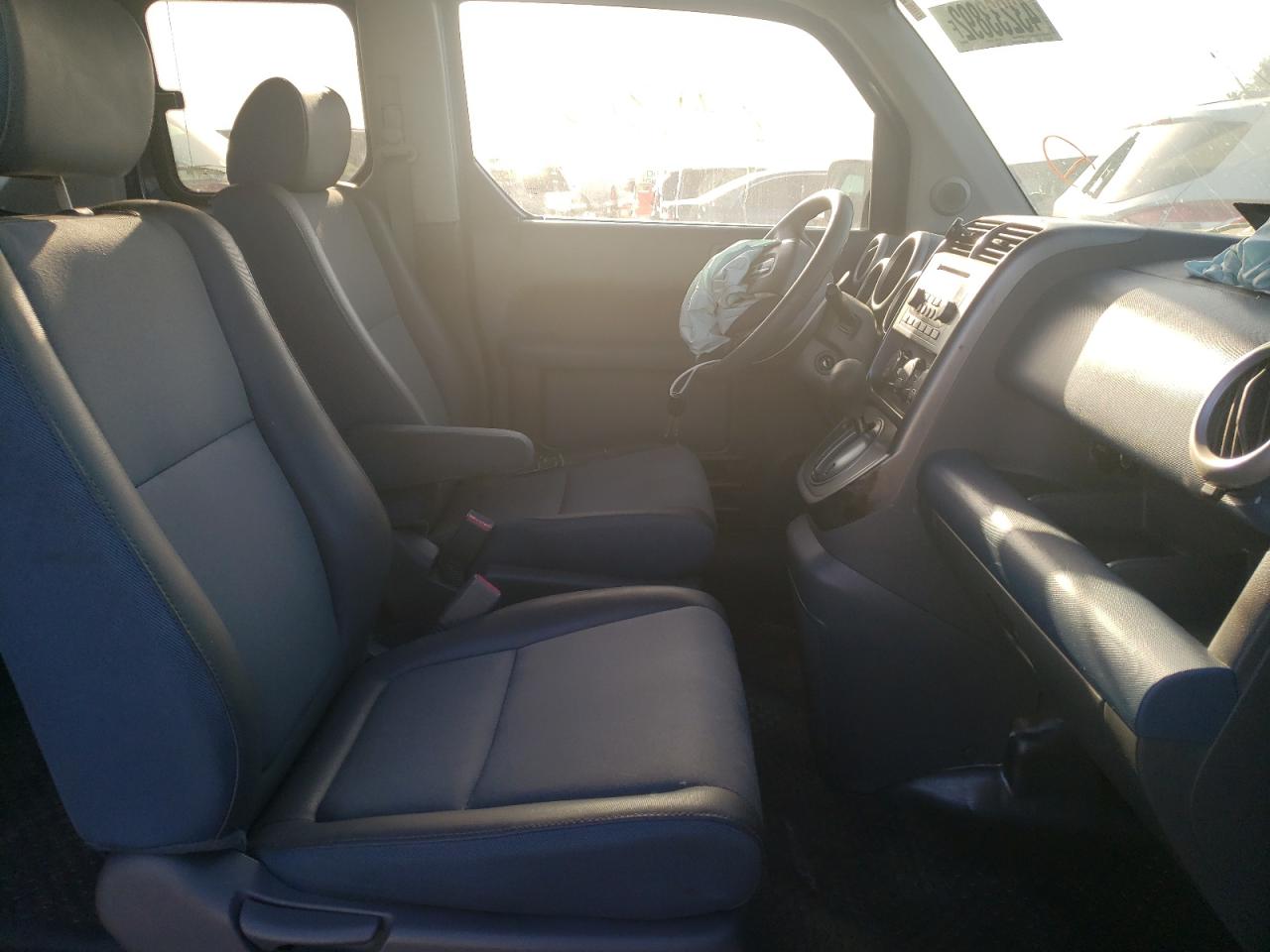 Photo 5 from auction – 2003 HONDA ELEMENT EX with VIN 5J6YH18543L014028