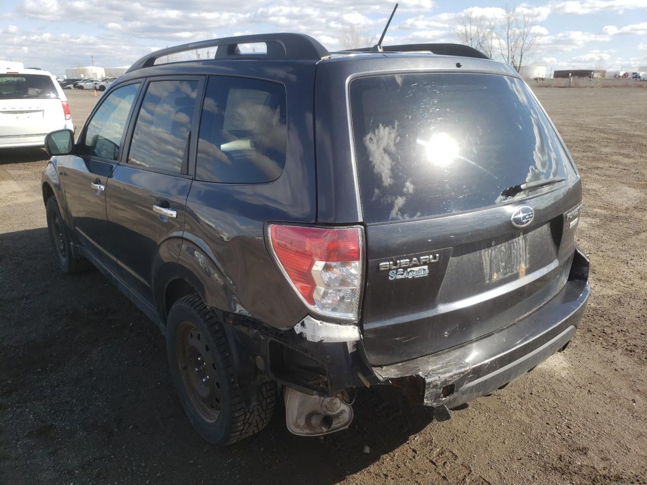 Photo 3 from auction – 2010 SUBARU FORESTER 2 with VIN JF2SH6CC1AG793832