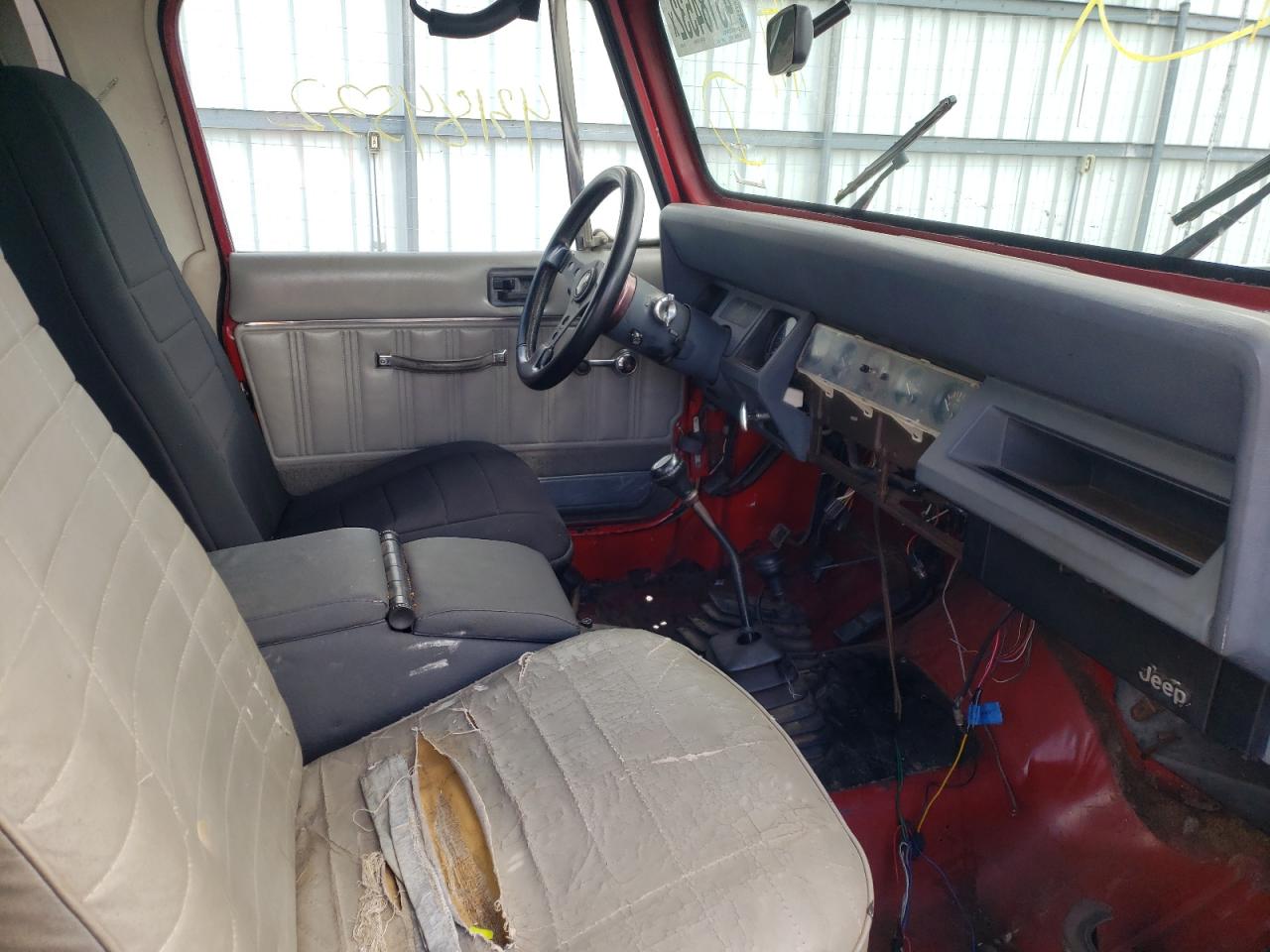Photo 5 from auction – 1988 JEEP WRANGLER L with VIN 2BCCV8148JB526358