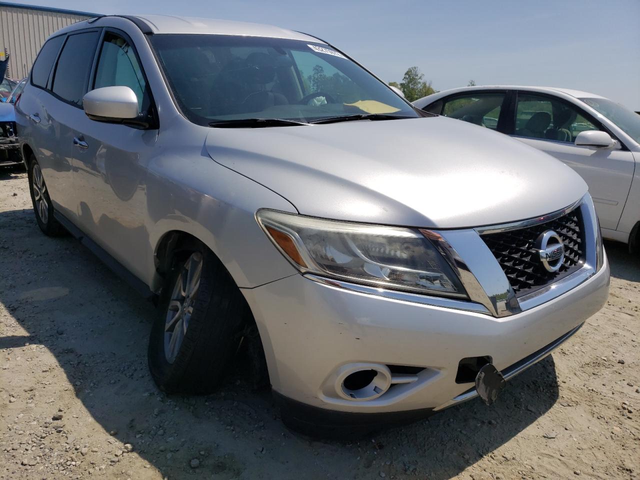 Photo 1 from auction – 2015 NISSAN PATHFINDER with VIN 5N1AR2MNXFC614617
