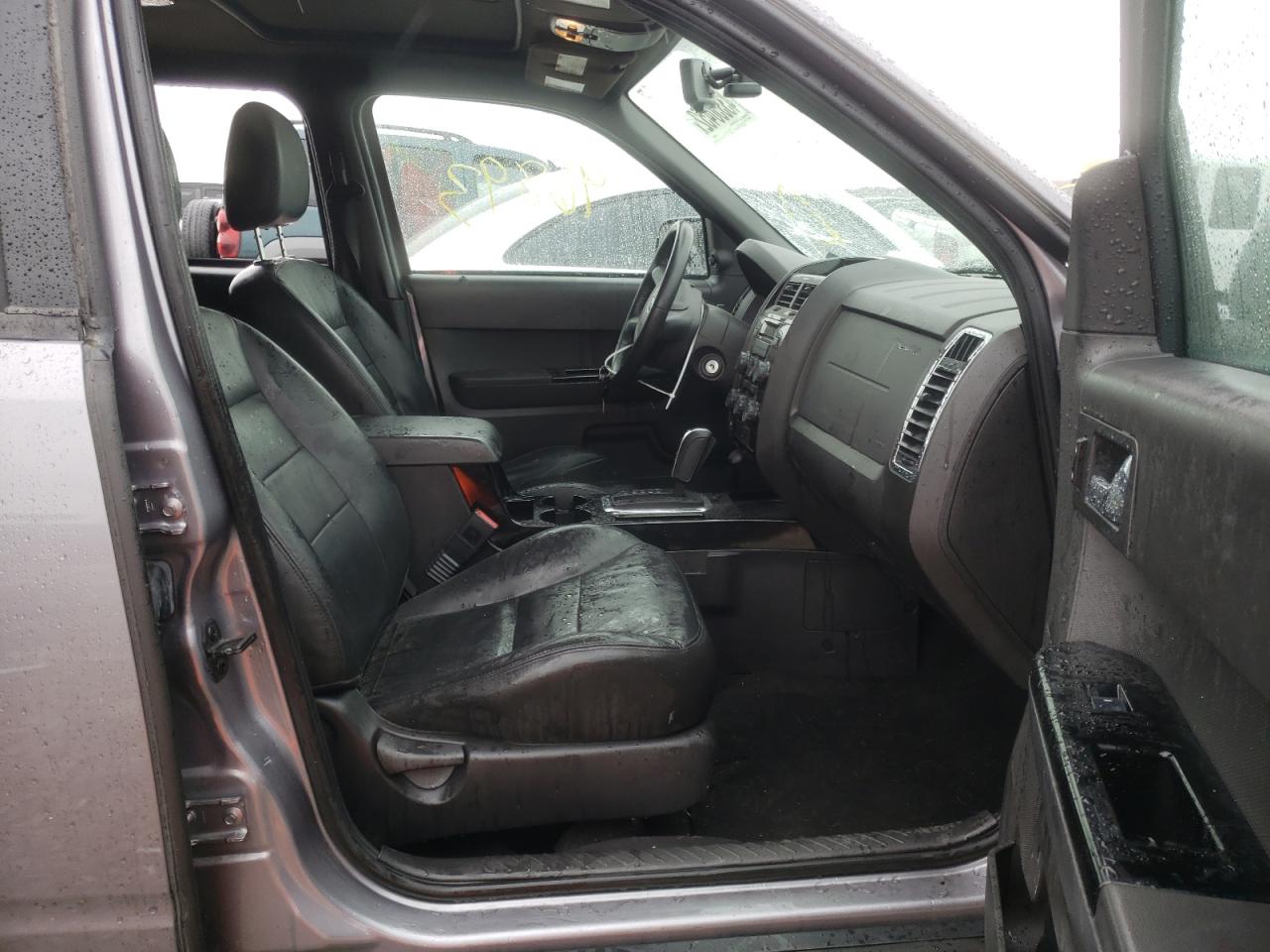 Photo 5 from auction – 2008 FORD ESCAPE LIM with VIN 1FMCU94198KB99862