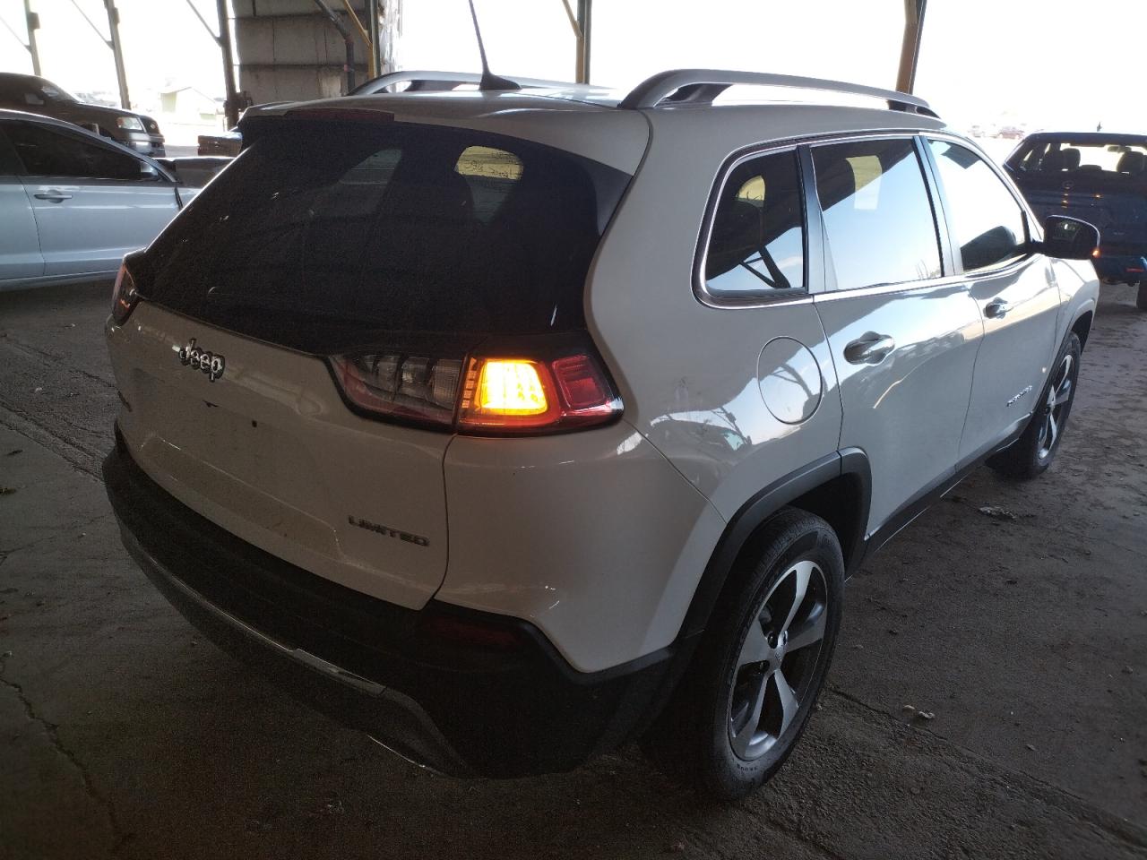 Photo 4 from auction – 2021 JEEP CHEROKEE L with VIN 1C4PJMDX7MD181204