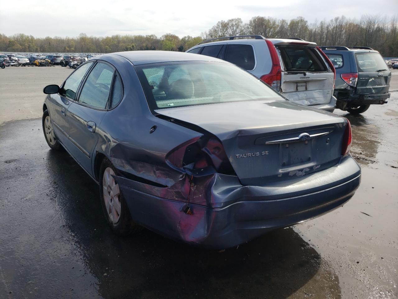 Photo 3 from auction – 2000 FORD TAURUS SE with VIN 1FAFP53U3YA241404