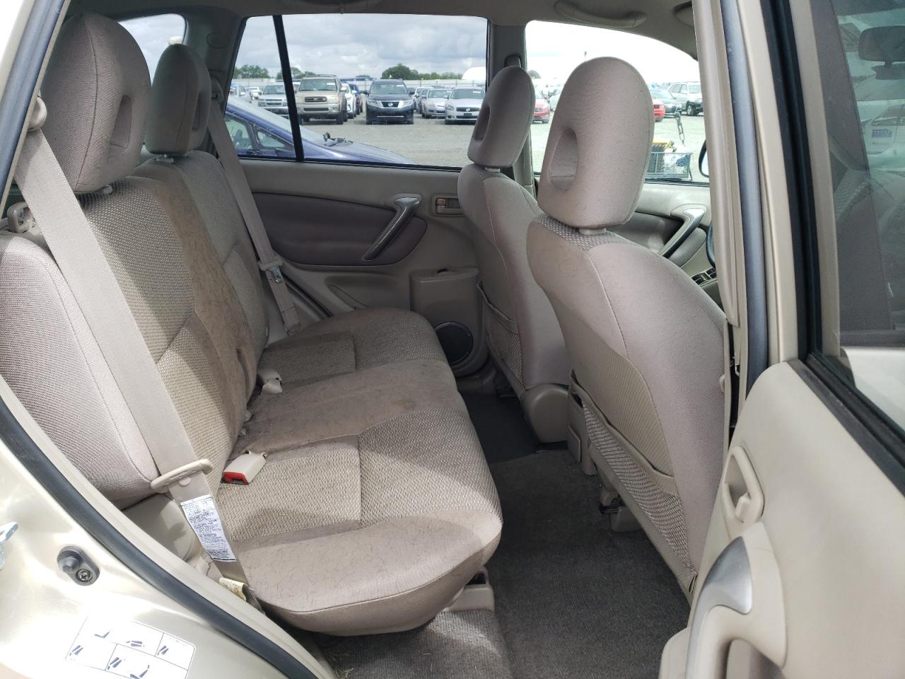 Photo 6 from auction – 2005 TOYOTA RAV4 with VIN JTEHD20V850063171