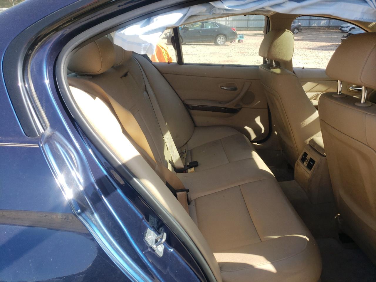 Photo 6 from auction – 2011 BMW 335 XI with VIN WBAPL5C55BA917259
