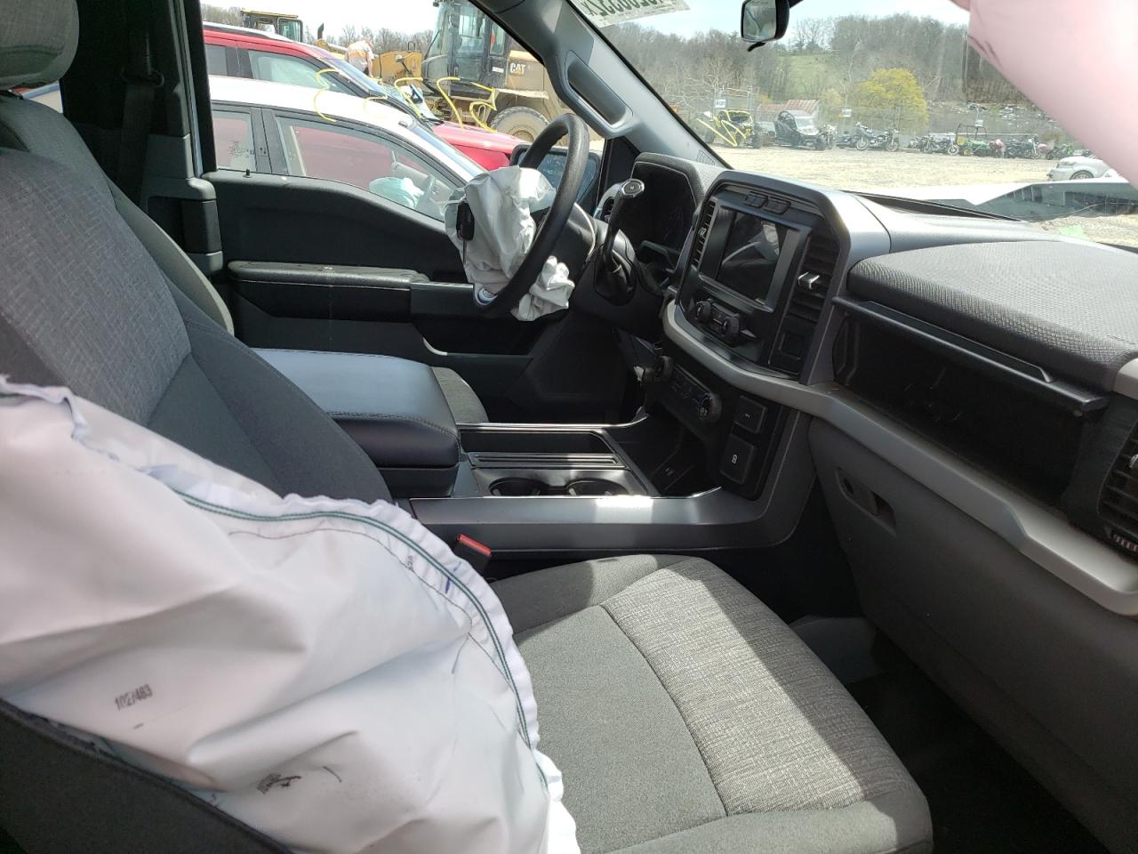 Photo 5 from auction – 2021 FORD F150 SUPER with VIN 1FTFX1E53MFA22755