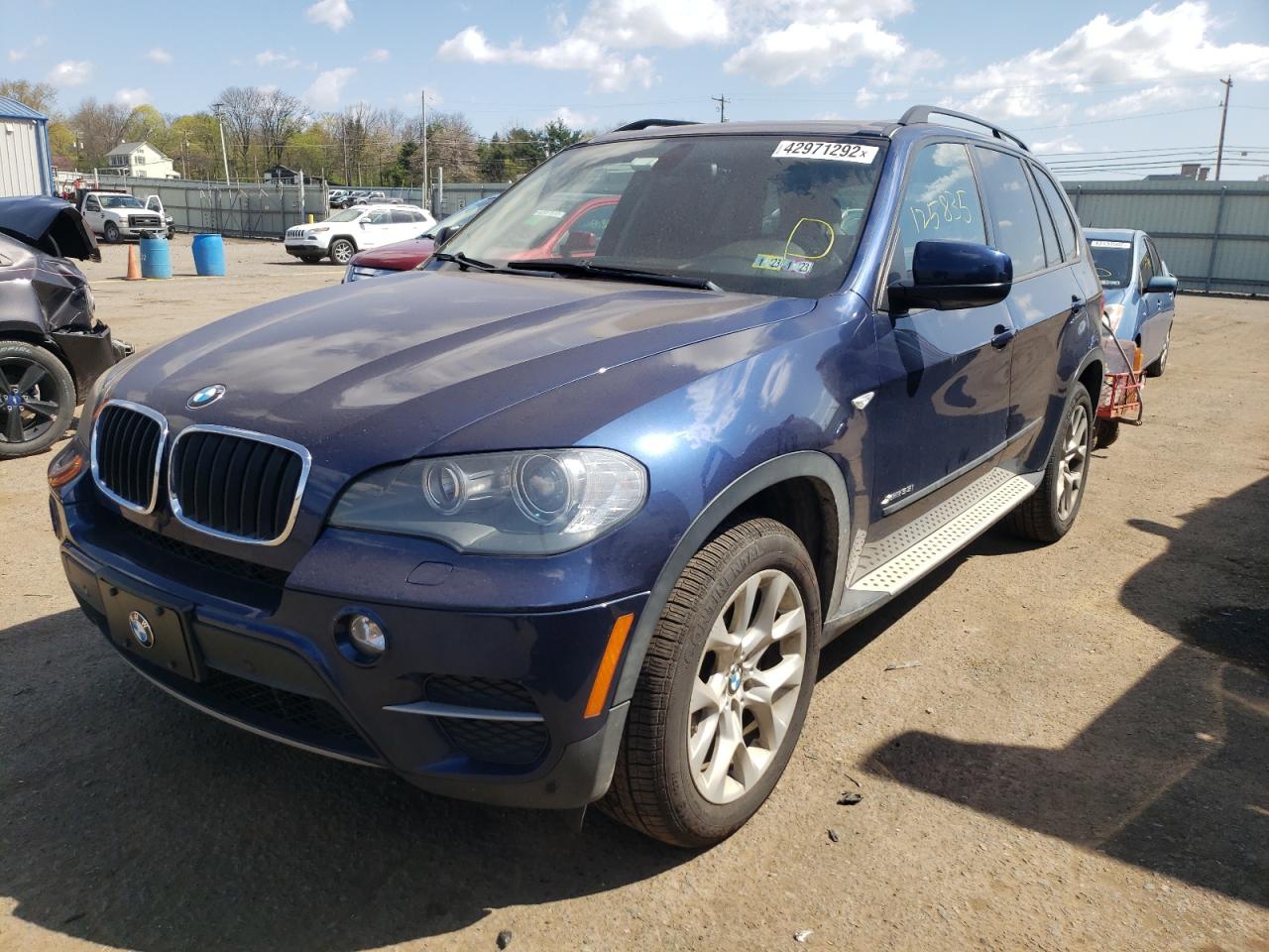 Photo 2 from auction – 2011 BMW X5 XDRIVE3 with VIN 5UXZV4C56BL742698