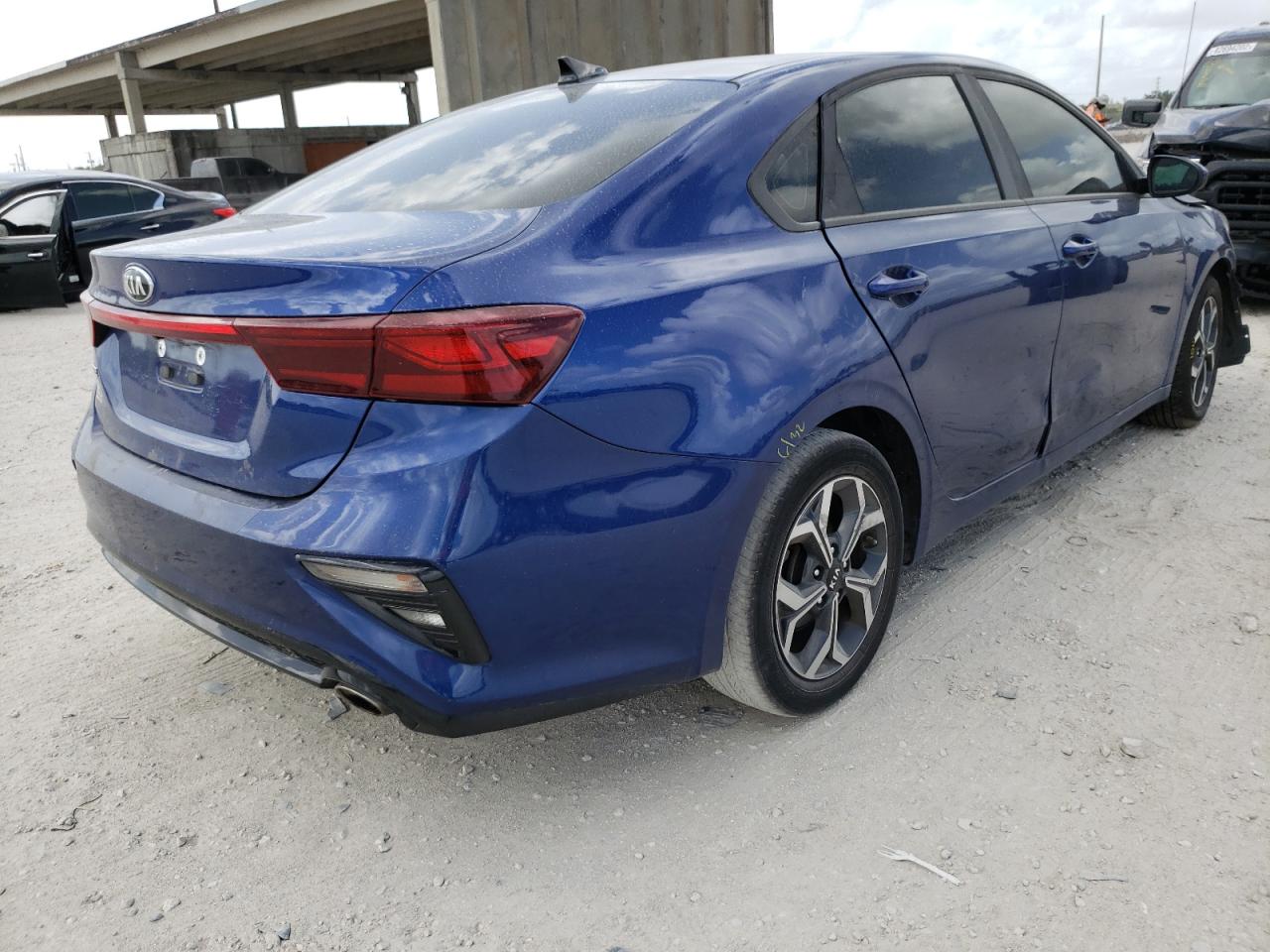 Photo 4 from auction – 2019 KIA FORTE FE with VIN 3KPF24AD8KE029334
