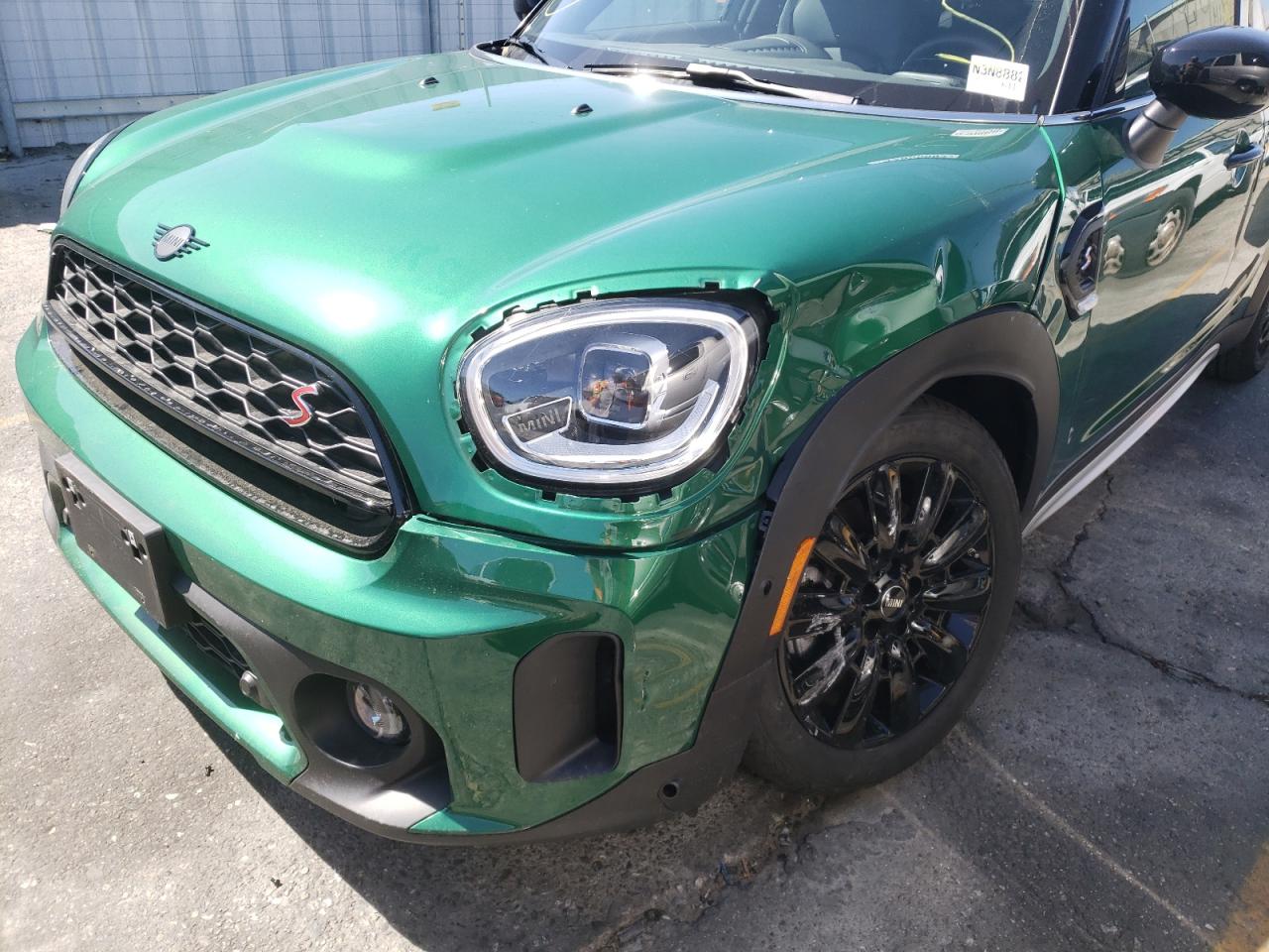 Photo 9 from auction – 2022 MINI COOPER with VIN WMZ53BR03N3N88882