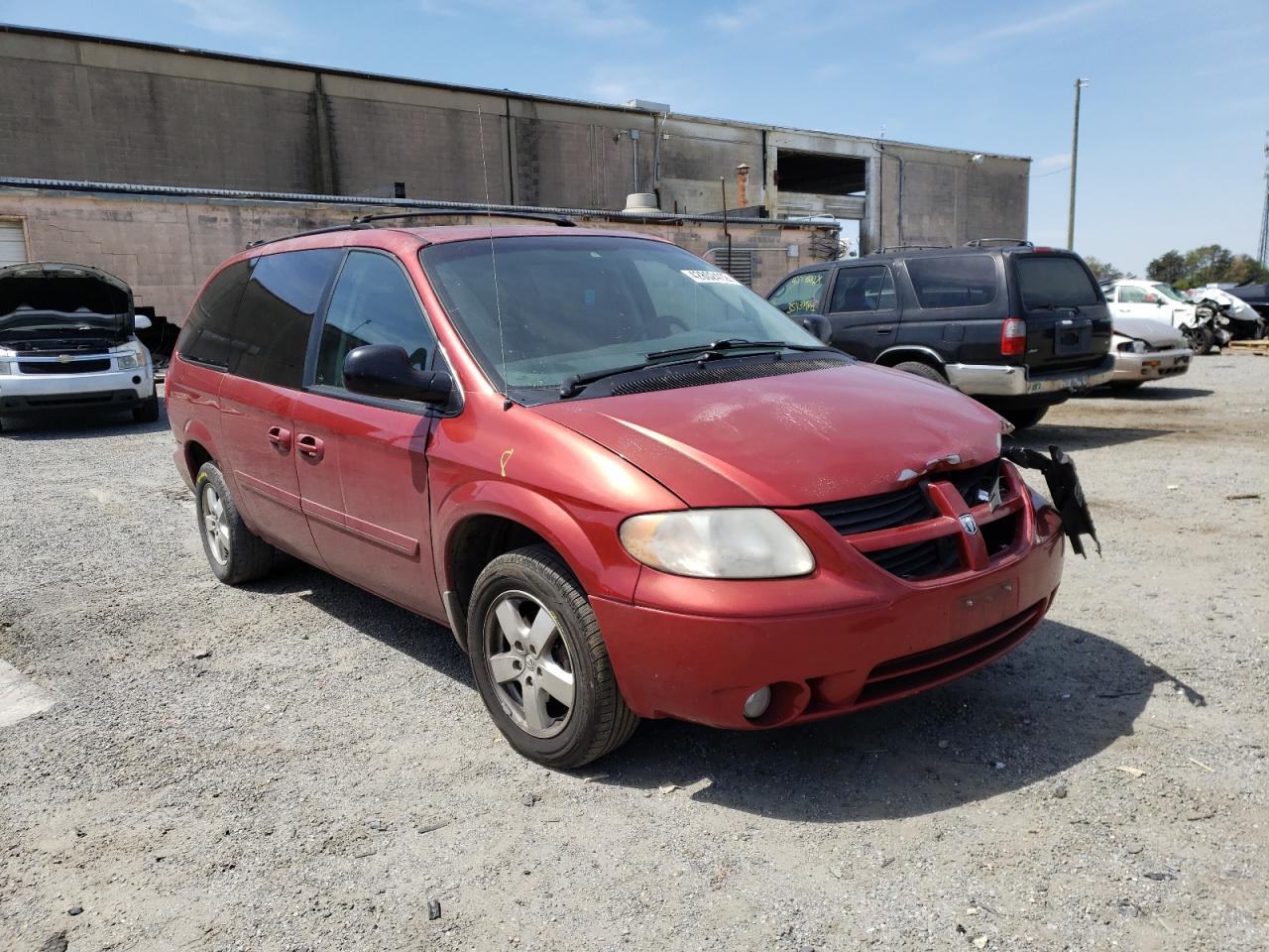 DODGE GRAND CARA 2007 with VIN 2D4GP44L37R155540 - Photo from auction