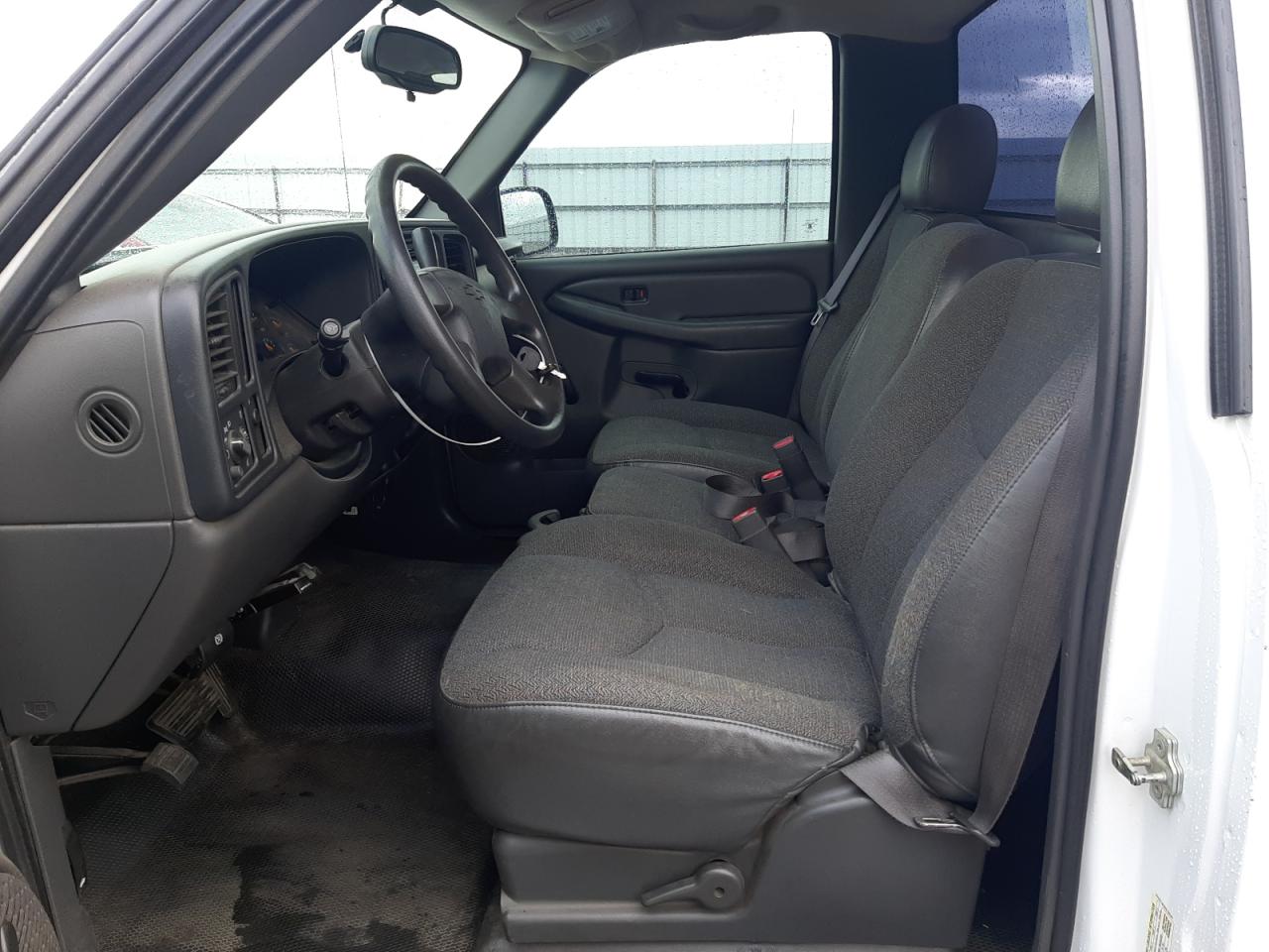 Photo 5 from auction – 2006 CHEVROLET SILVERADO with VIN 3GCEC14X06G190347