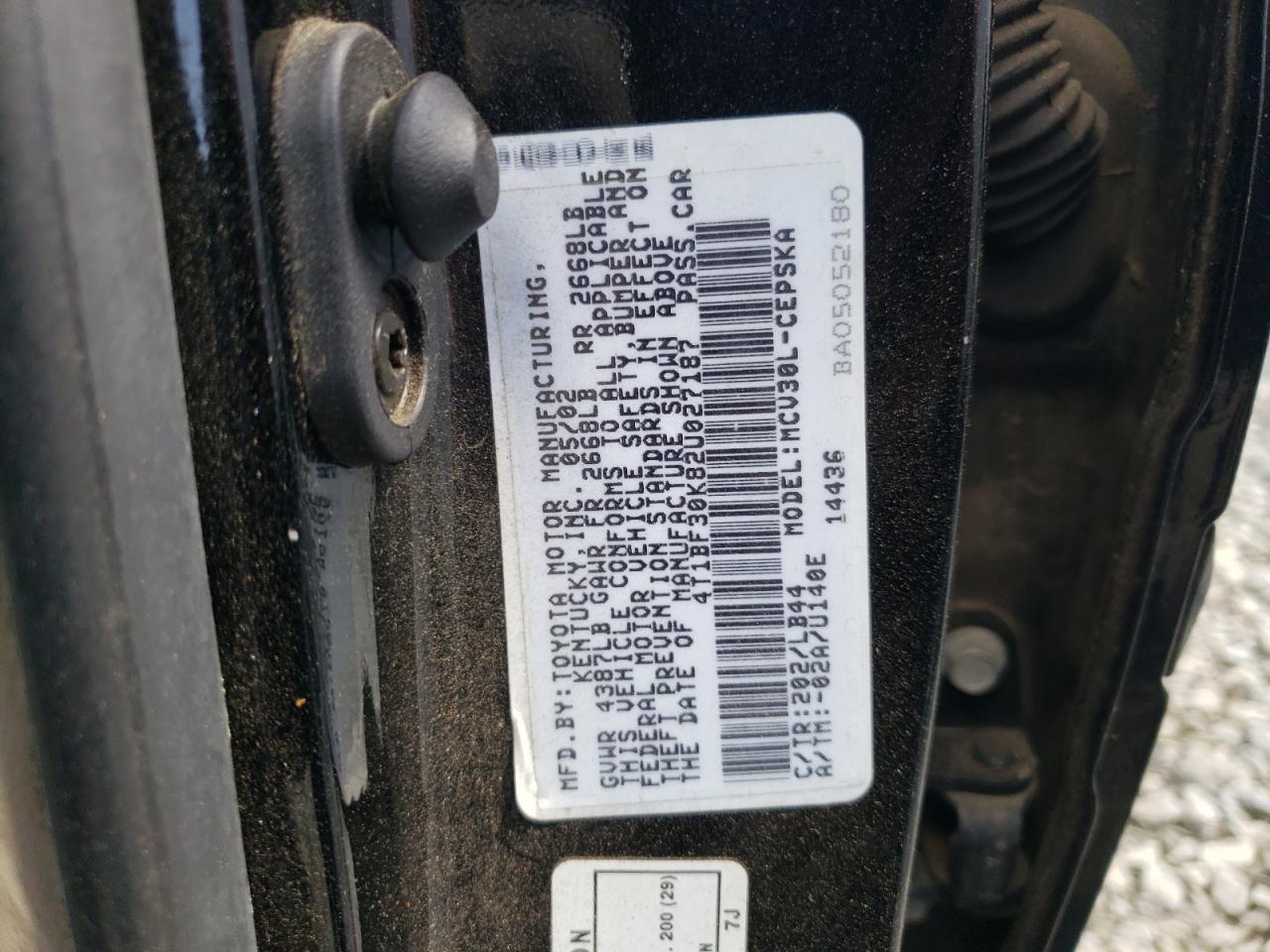 Photo 10 from auction – 2002 TOYOTA CAMRY LE with VIN 4T1BF30K82U027187