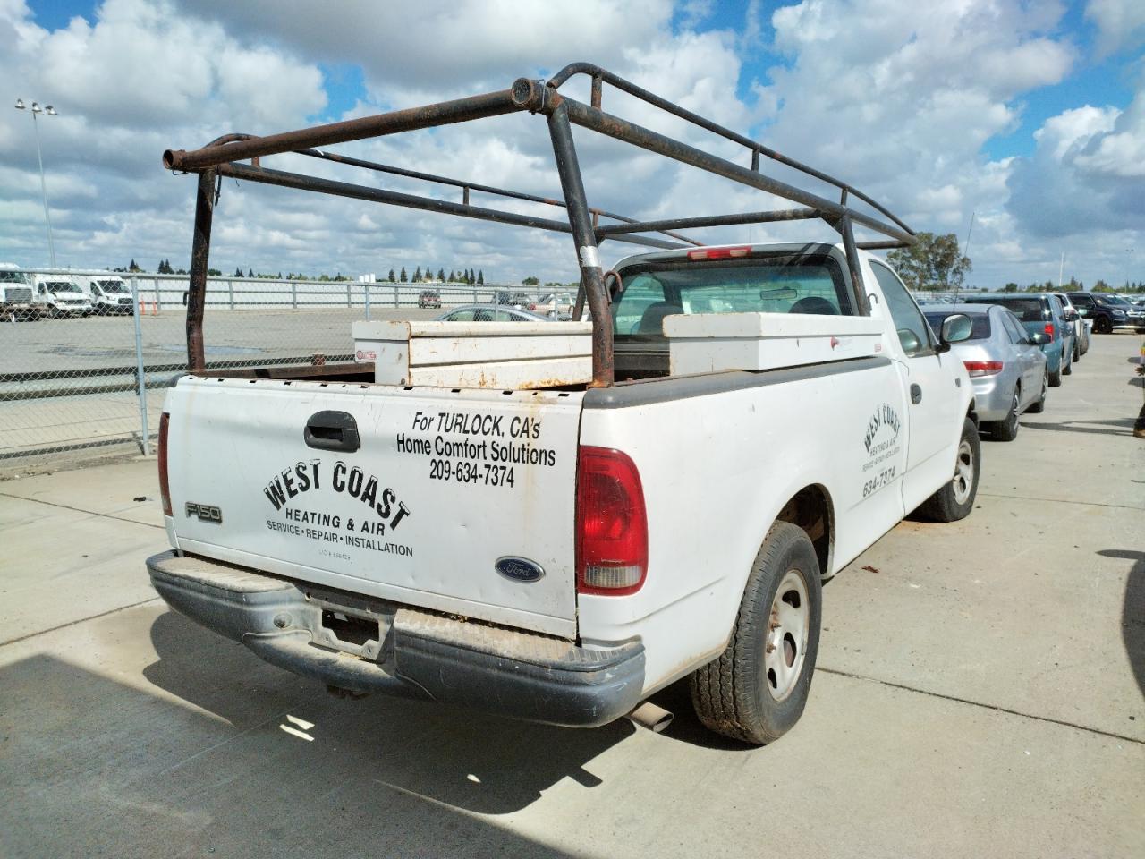 Photo 4 from auction – 2002 FORD F150 with VIN 1FTRF17262NB30437
