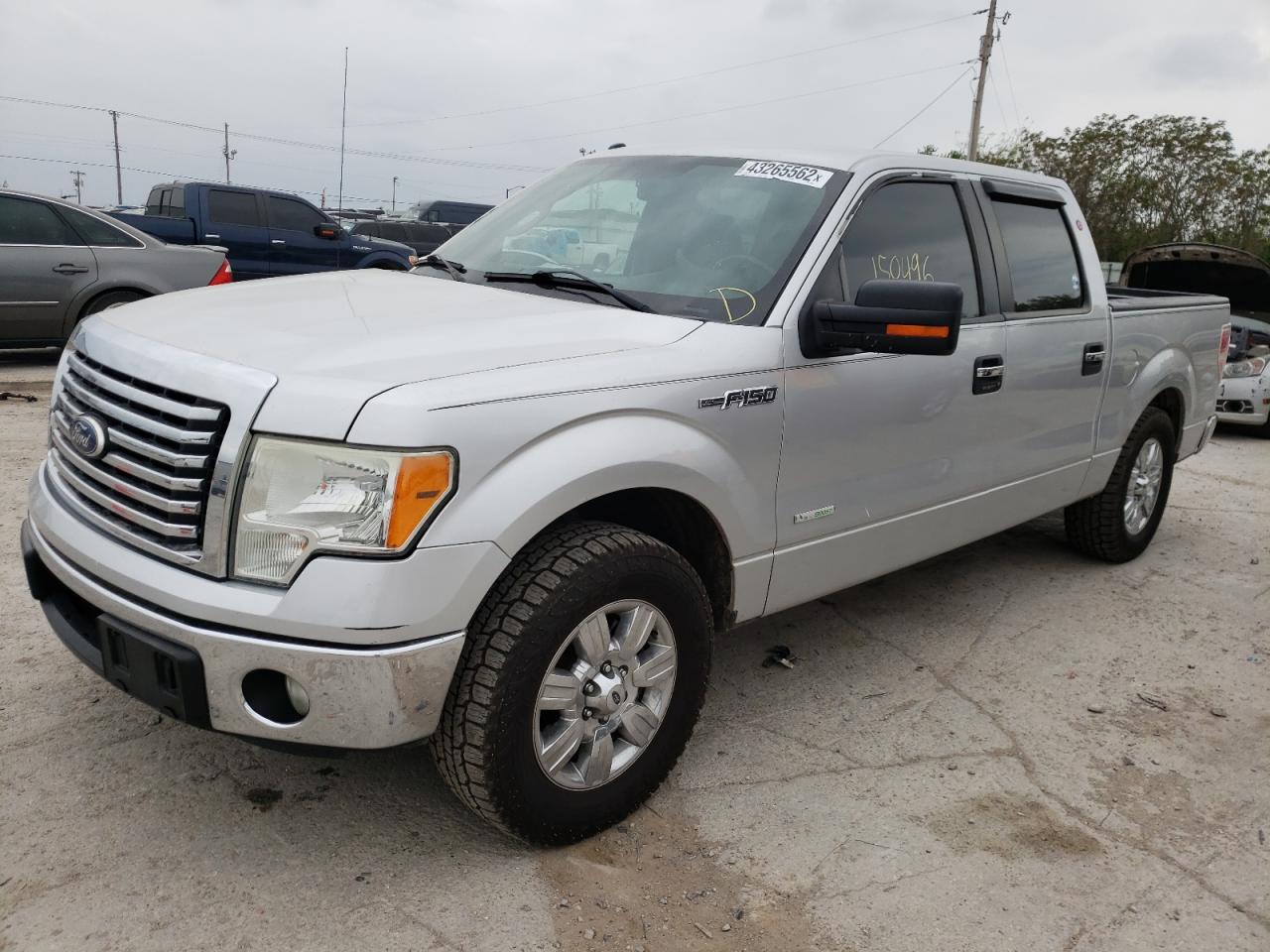 Photo 2 from auction – 2011 FORD F150 SUPER with VIN 1FTFW1CT7BFA60927