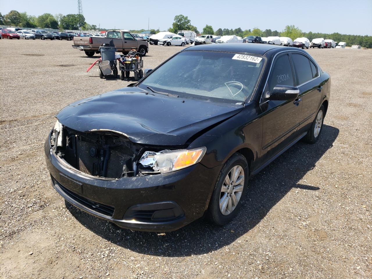 Photo 2 from auction – 2010 KIA OPTIMA LX with VIN KNAGG4A85A5435863