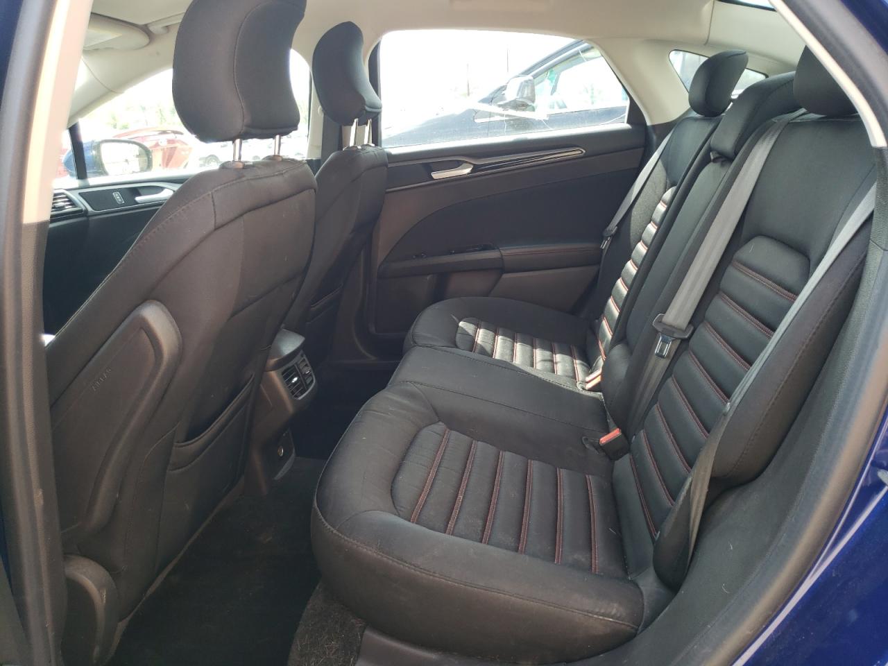 Photo 6 from auction – 2016 FORD FUSION SE with VIN 3FA6P0HD1GR395772