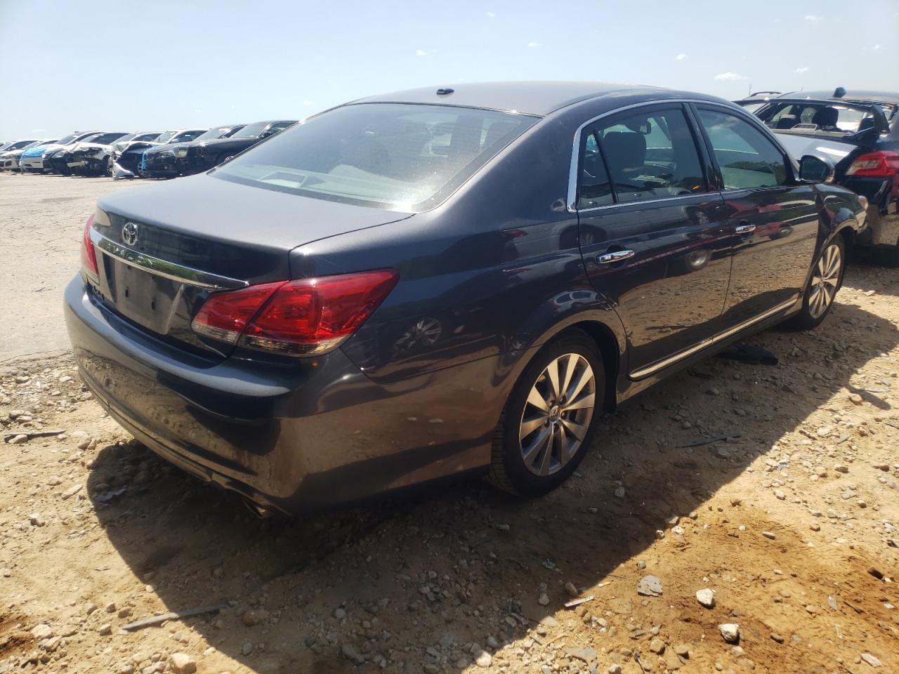 Photo 4 from auction – 2012 TOYOTA AVALON BAS with VIN 4T1BK3DBXCU454989