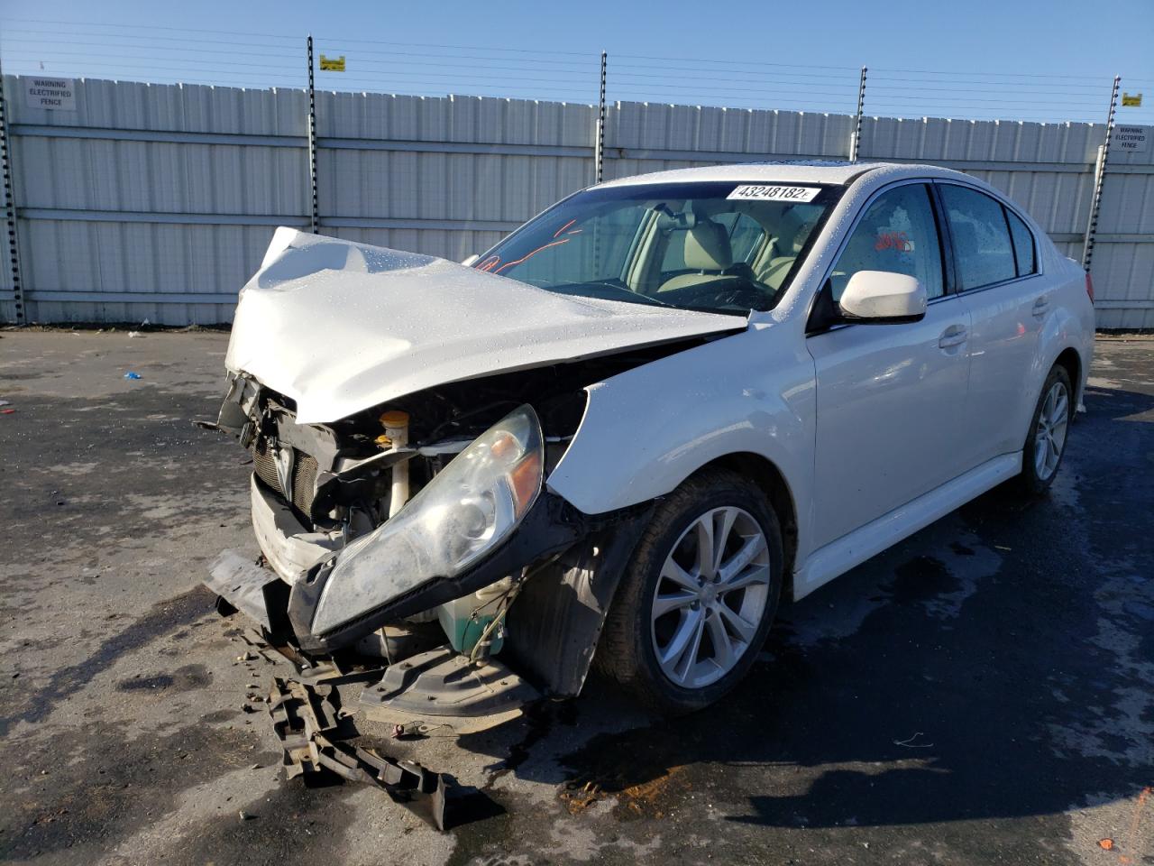 Foto 2 de la subasta – 2013 SUBARU LEGACY 2.5 con VIN 4S3BMBK68D3048909