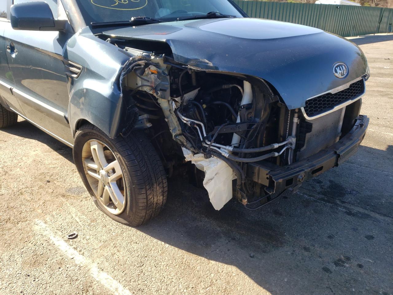 Снимка 9 от търг – 2011 KIA SOUL + с VIN KNDJT2A22B7197657