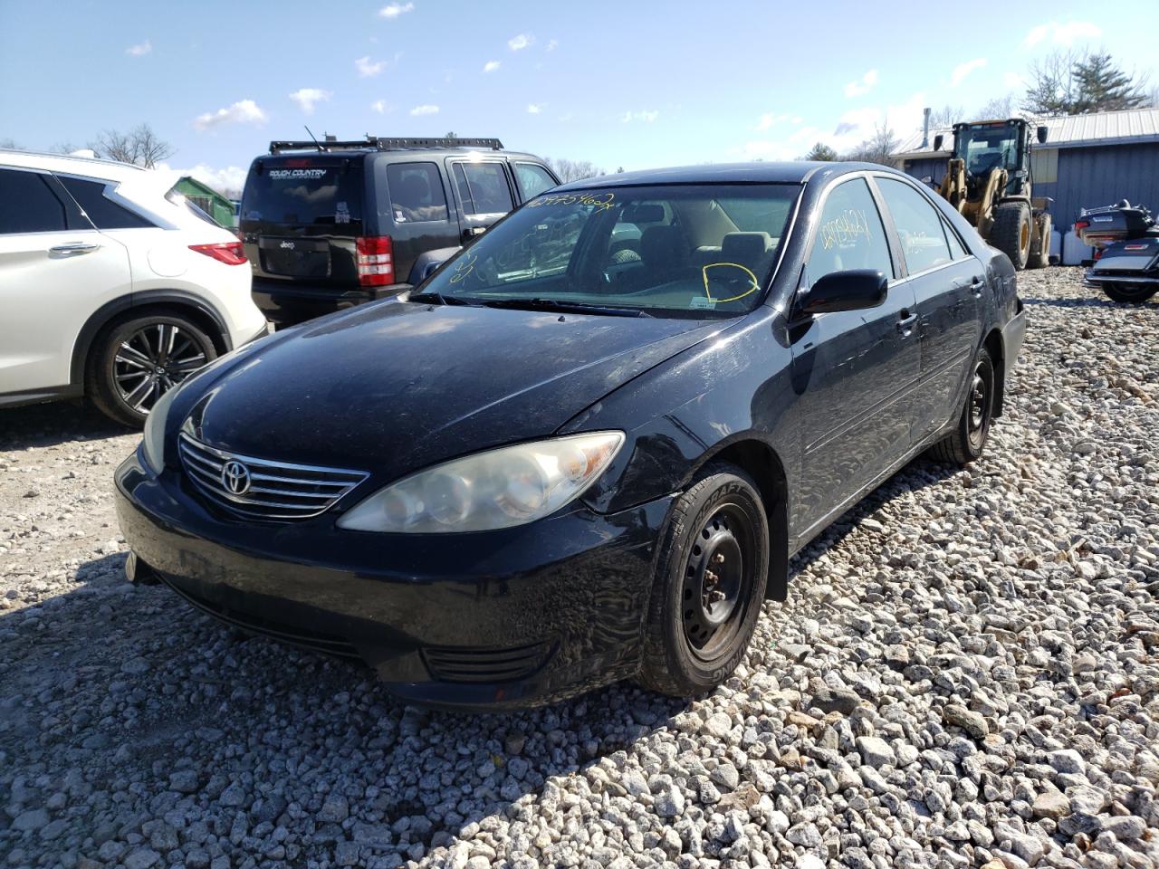 Photo 2 from auction – 2005 TOYOTA CAMRY LE with VIN 4T1BE32K15U035474