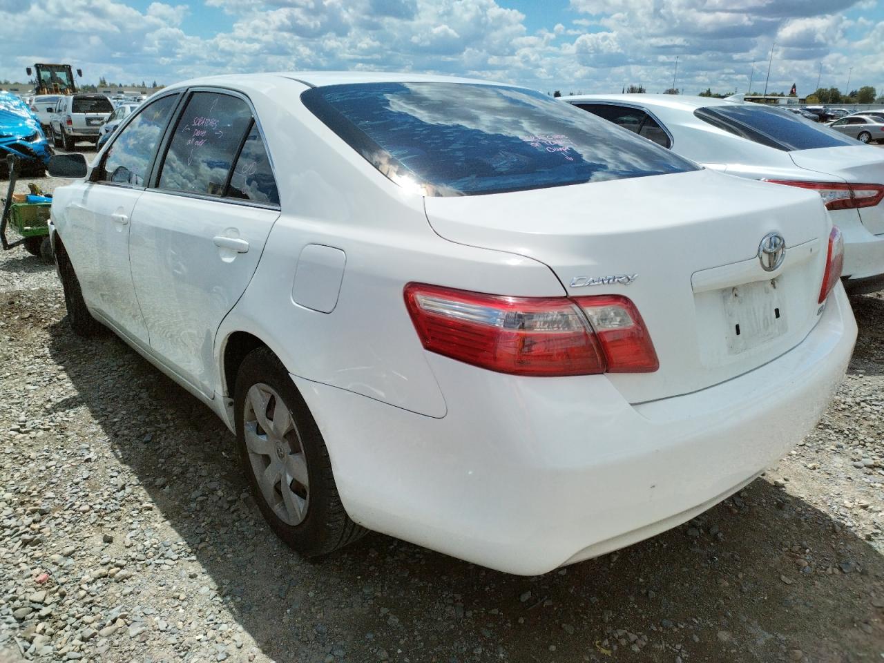 Photo 3 from auction – 2007 TOYOTA CAMRY CE with VIN 4T1BE46K37U557431