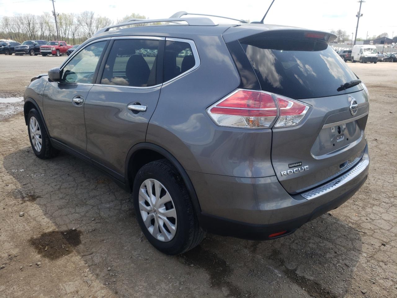 Photo 3 from auction – 2016 NISSAN ROGUE S with VIN KNMAT2MT4GP618855