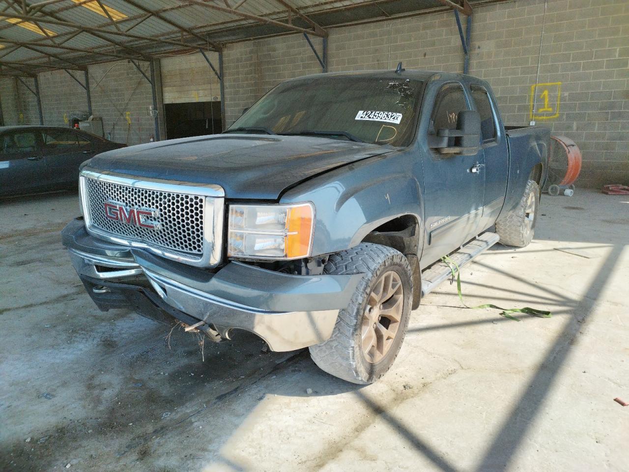 Photo 2 from auction – 2011 GMC SIERRA C15 with VIN 1GTR1VE09BZ238292