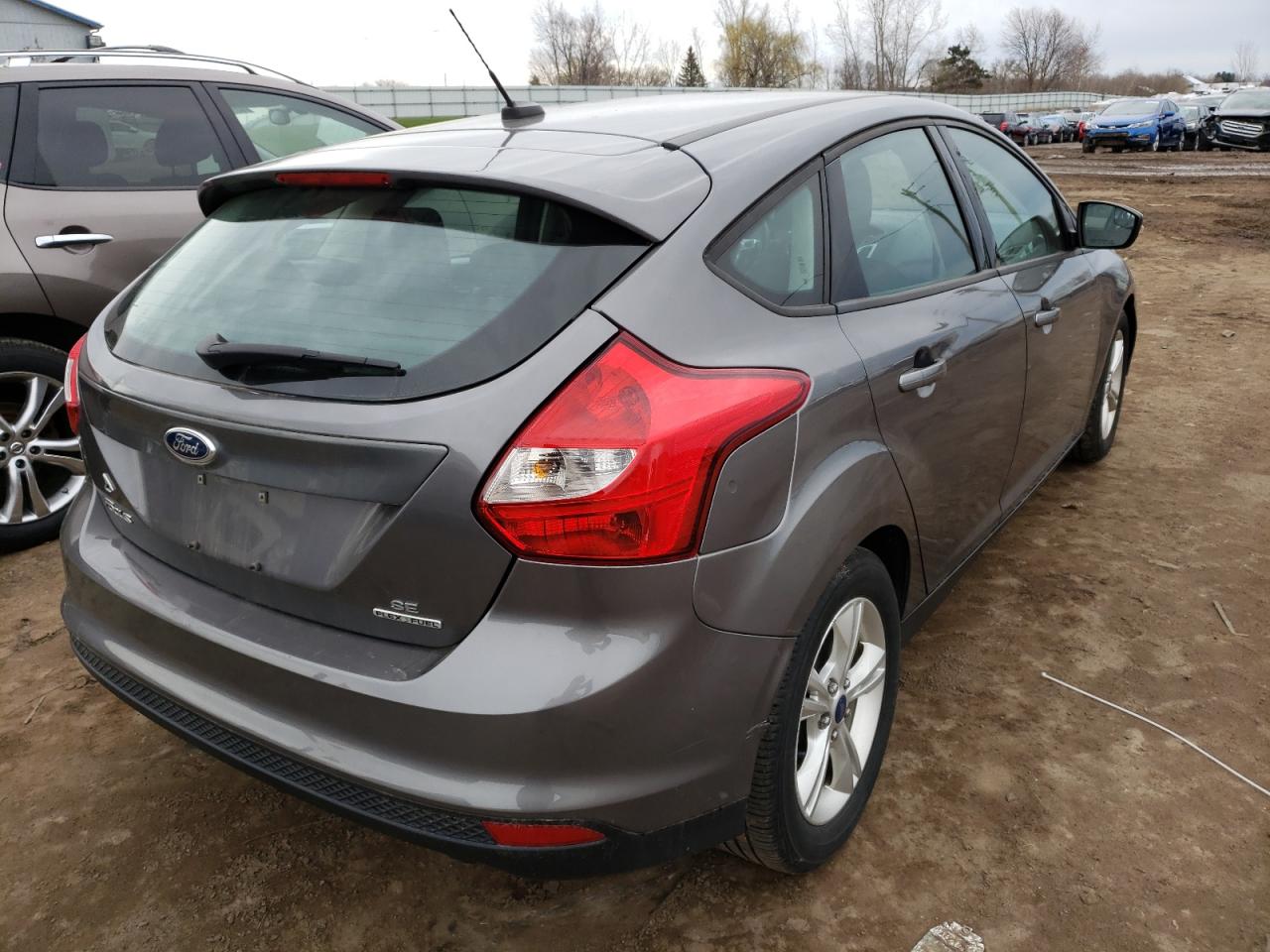 Photo 4 from auction – 2013 FORD FOCUS SE with VIN 1FADP3K25DL114423