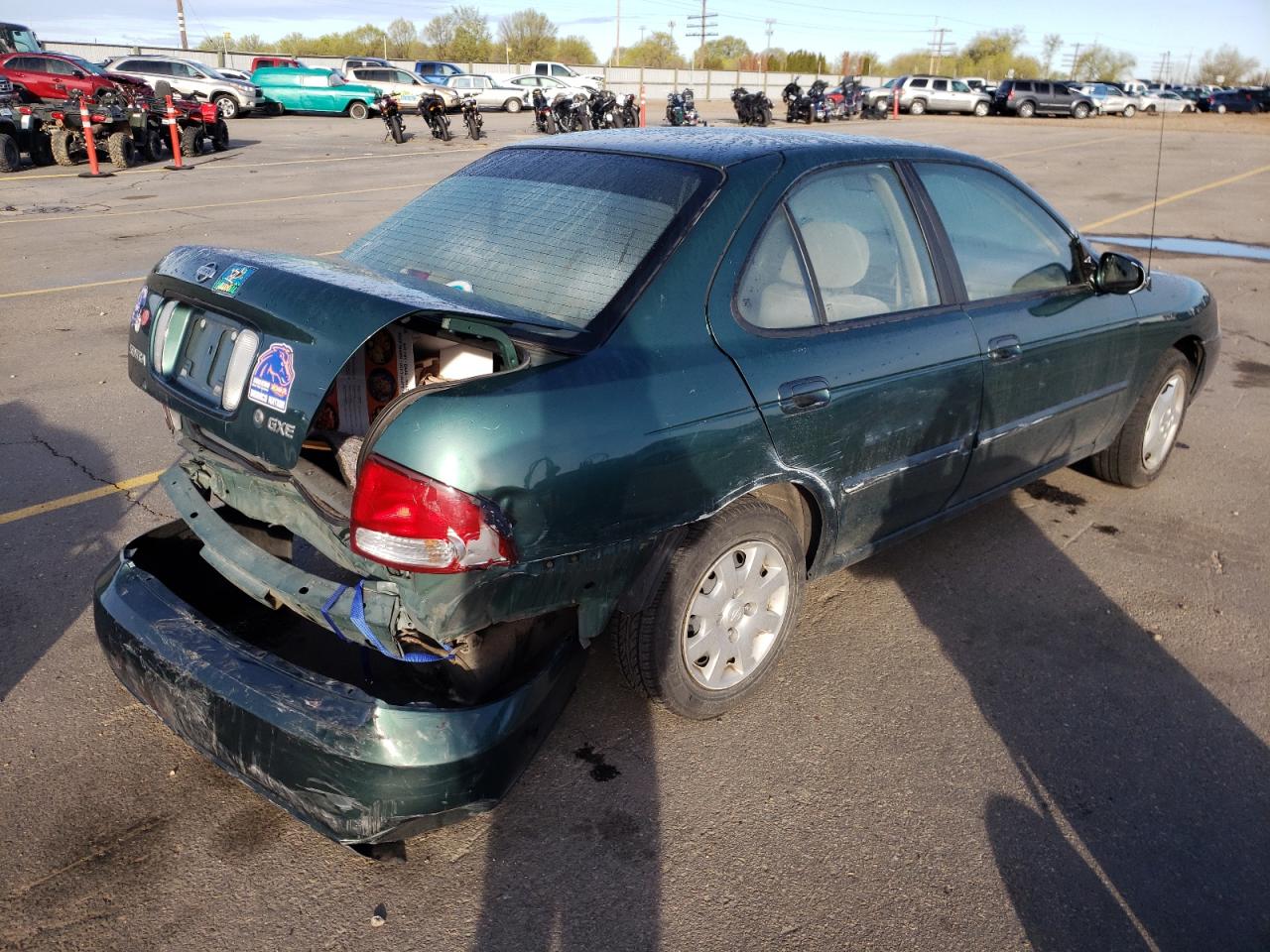 Photo 4 from auction – 2000 NISSAN SENTRA BAS with VIN 3N1CB51D4YL345894