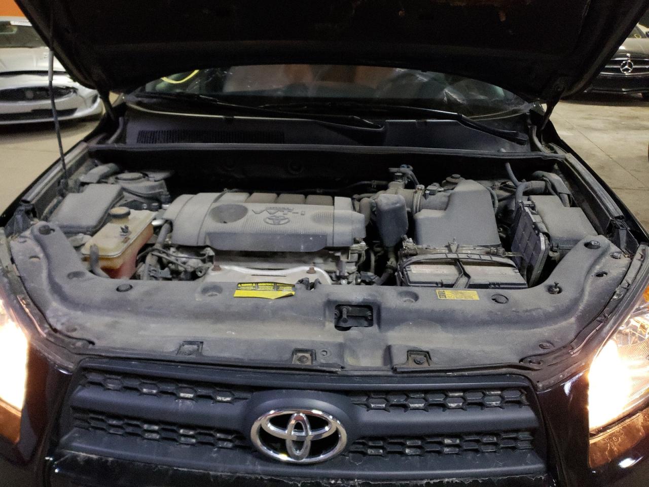 Photo 7 from auction – 2011 TOYOTA RAV4 with VIN 2T3BF4DV4BW165701