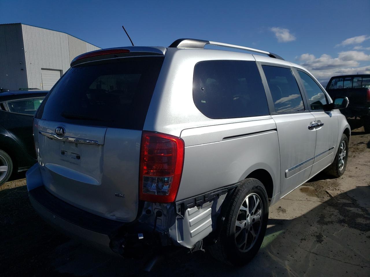 Photo 4 from auction – 2014 KIA SEDONA EX with VIN KNDMH4C78E6564543
