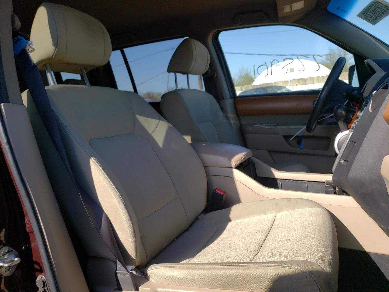 Photo 5 from auction – 2009 HONDA PILOT LX with VIN 5FNYF48299B054846