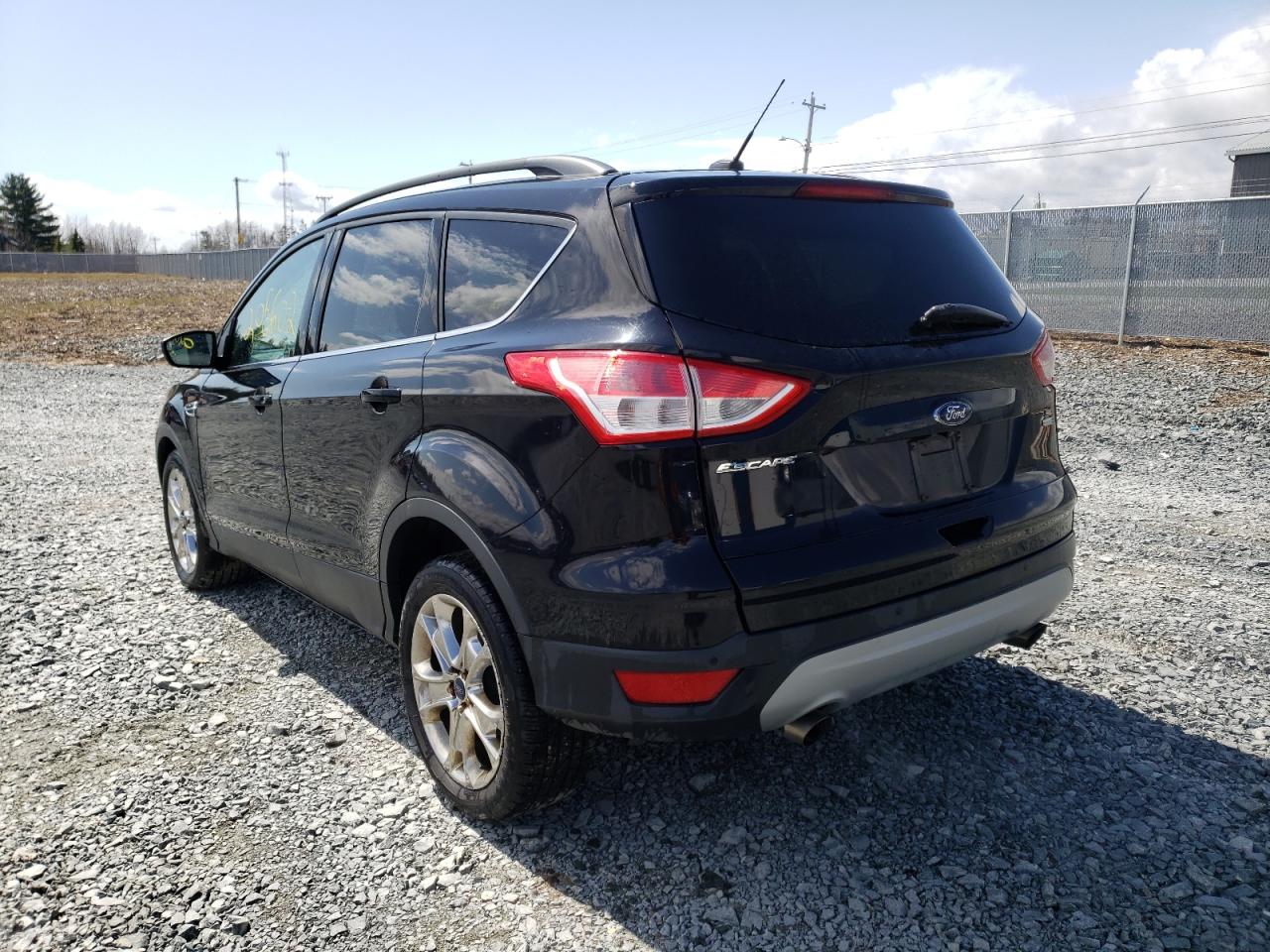 Photo 3 from auction – 2016 FORD ESCAPE SE with VIN 1FMCU9G92GUA33882