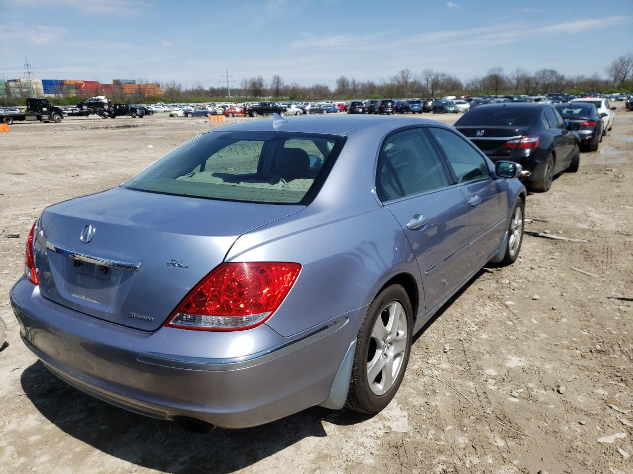 Photo 4 from auction – 2006 ACURA RL with VIN JH4KB16596C002783