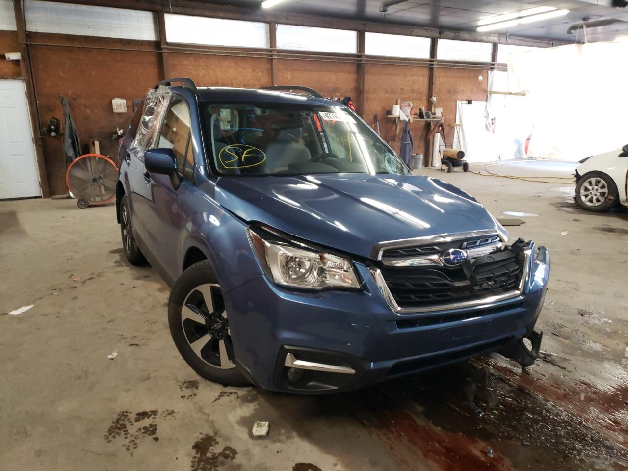 SUBARU FORESTER 2 2017 with VIN JF2SJAGC8HH469377 - Photo from auction