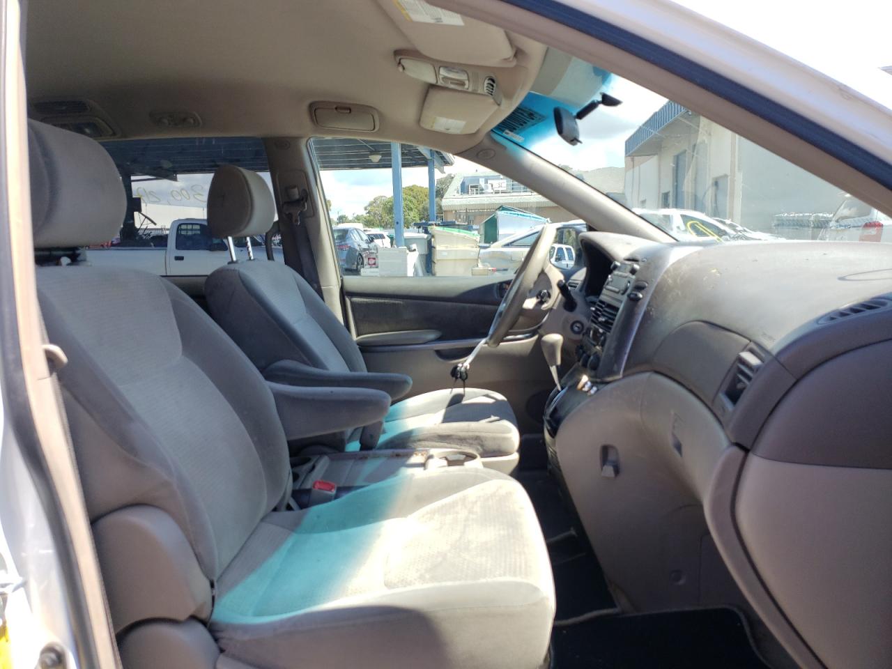 Photo 5 from auction – 2007 TOYOTA SIENNA CE with VIN 5TDZK23C27S031809