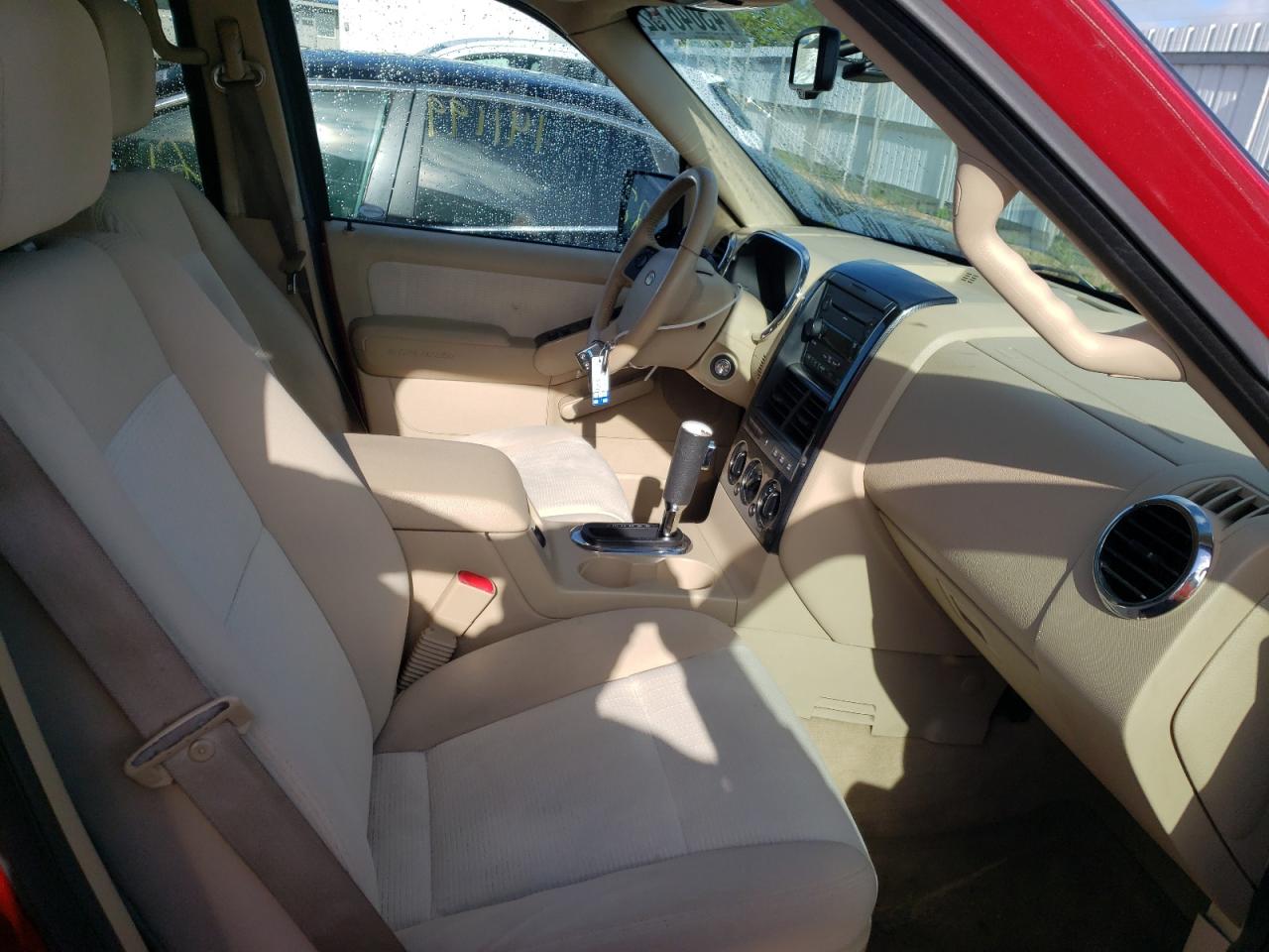 Zdjęcie 5 z aukcji – 2006 FORD EXPLORER X z VIN 1FMEU73EX6ZA21724