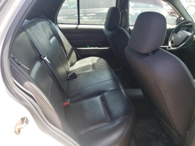 Photo 6 from auction – 2005 FORD CROWN VICT with VIN 2FAFP71W15X149839