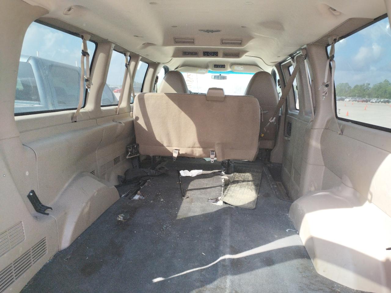 Photo 6 from auction – 2013 CHEVROLET EXPRESS G1 with VIN 1GNSGCF44D1151303
