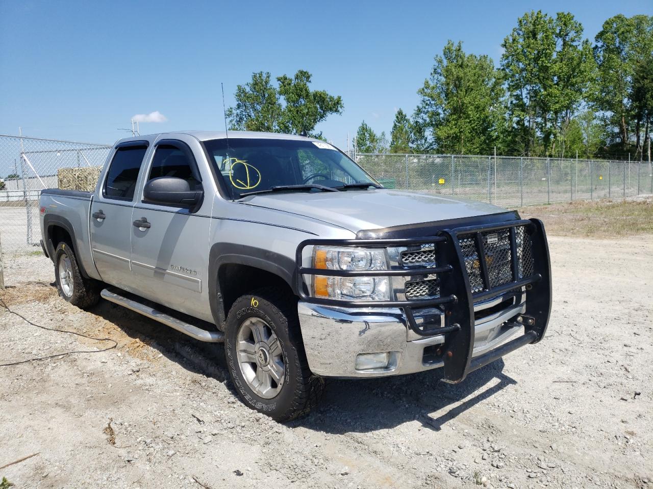CHEVROLET SILVERADO 2012 with VIN 3GCPKSE71CG261566 - Photo from auction